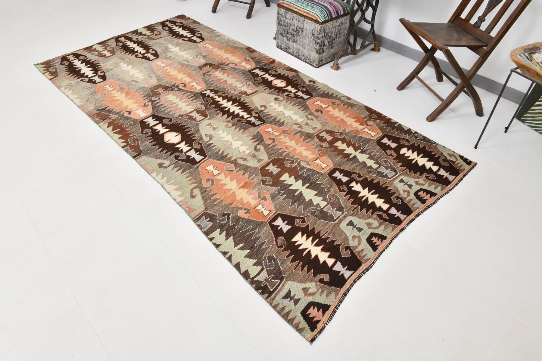 Kilim 137x284 cm, brązowy, pomarańczowy, wełna, Turcja, lata 70. - 214420