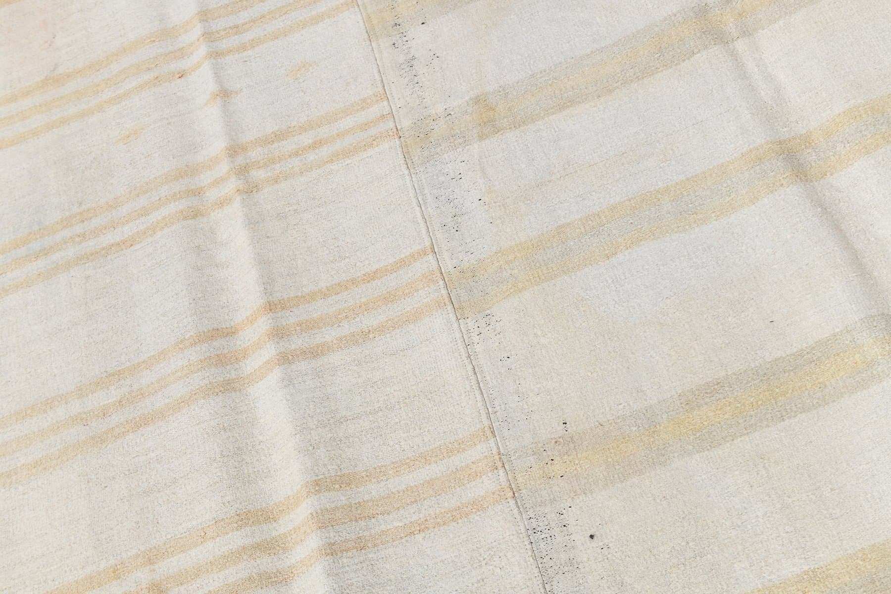 Kilim 287x370 cm, ivory, hemp, 1980s - 214276