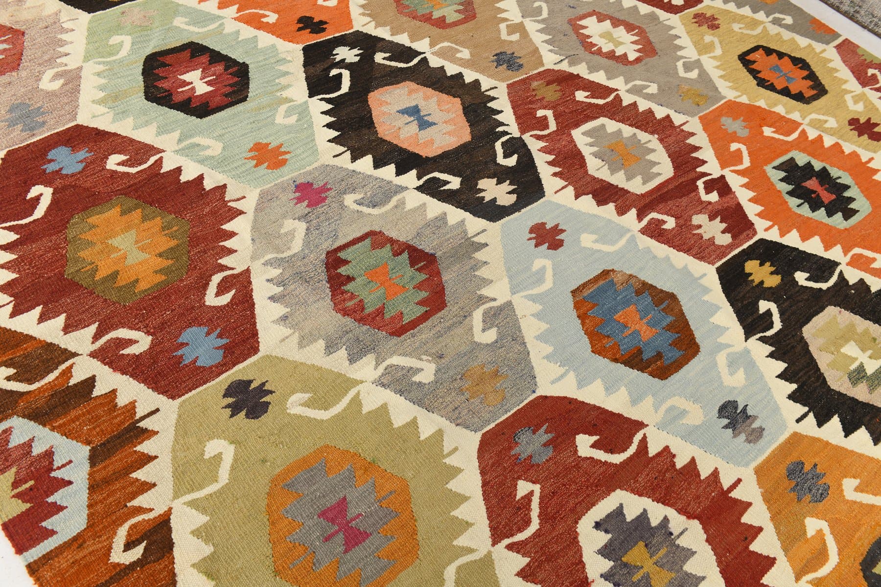 Kilim 383x273 cm, żółty, czerwony, wełna, Turcja, lata 60. - 214192