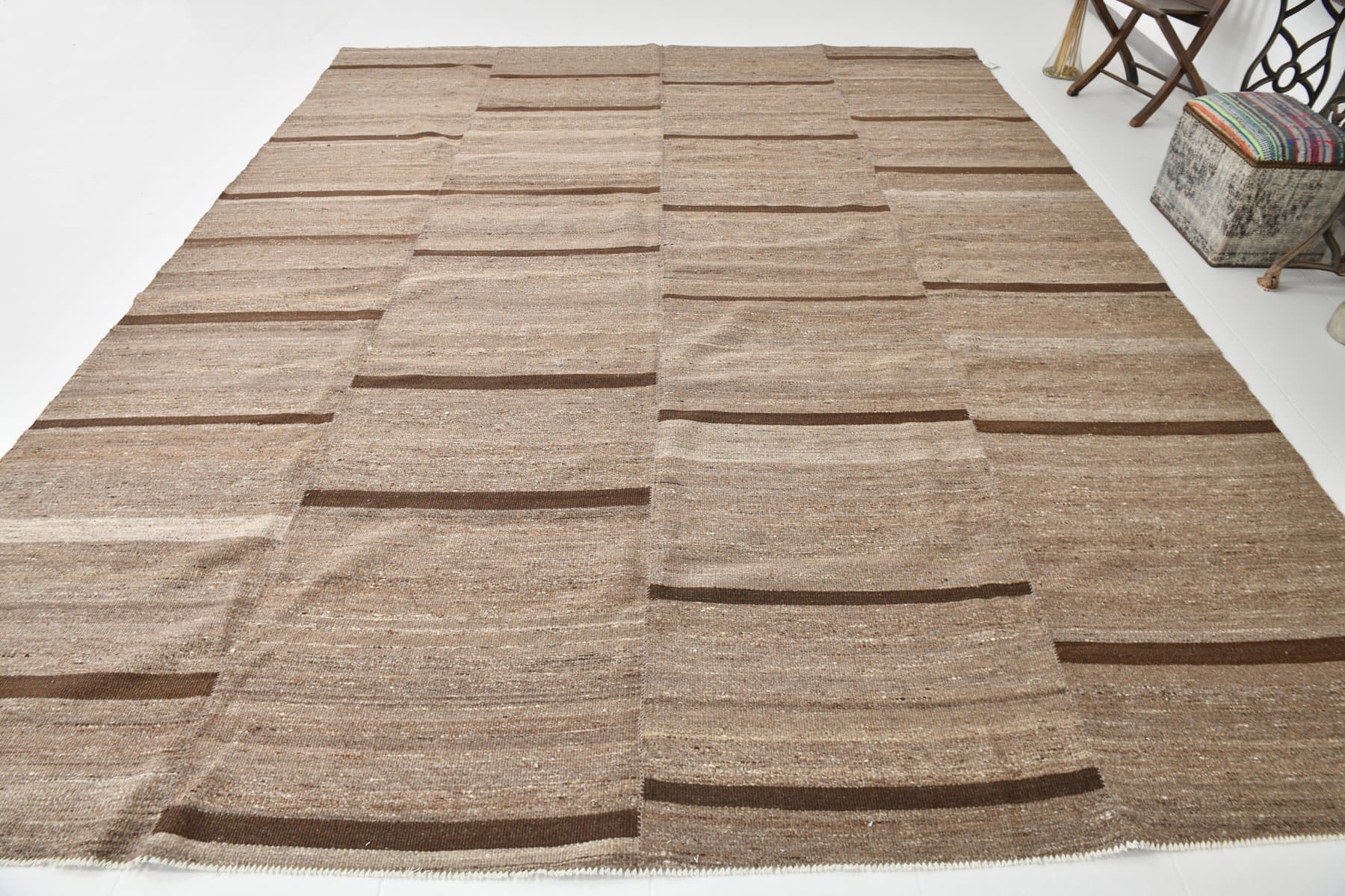 Kilim 389x304 cm, brązowy, wełna, lata 70. - 214753