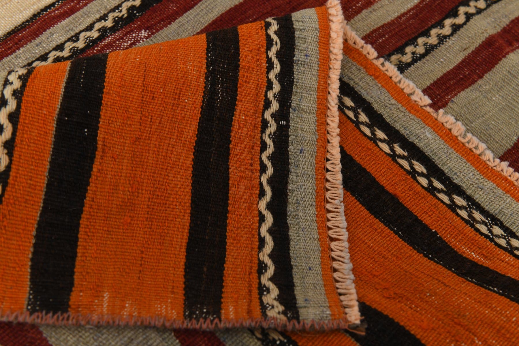 Kilim 226x173 cm, red, orange, wool, 1970s - 214914