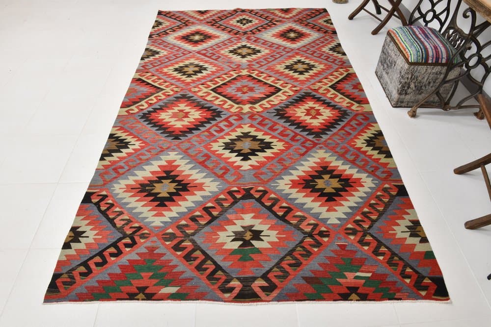 Kilim 306x174 cm, red, beige, wool, 1970s - 215055