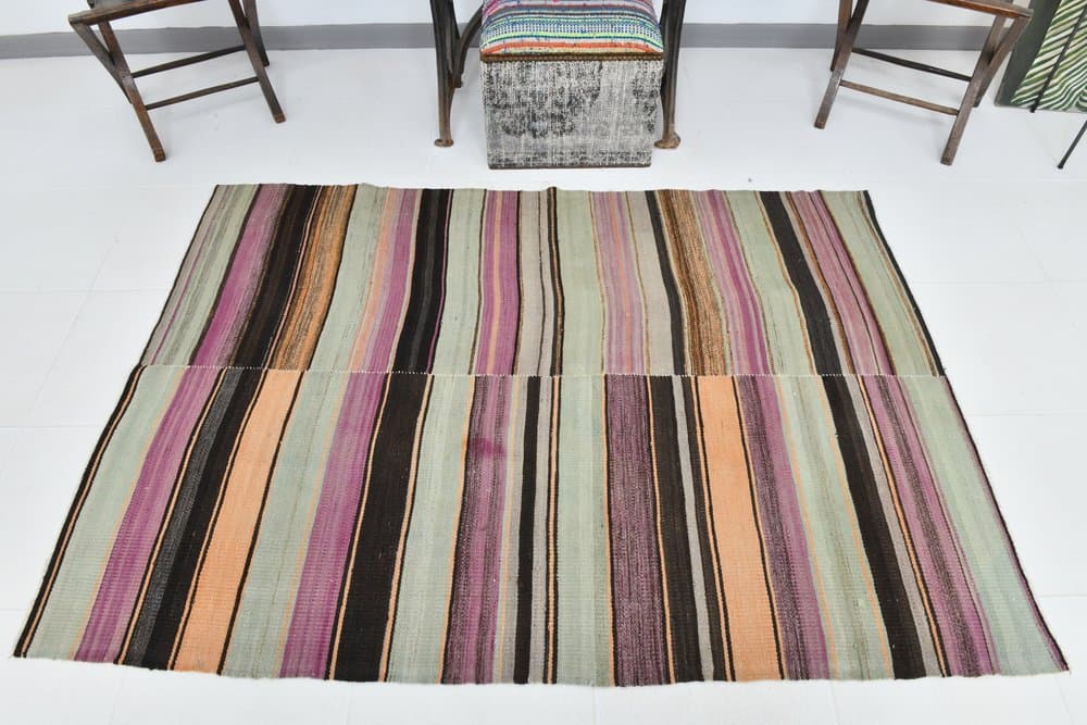 Kilim 185x124 cm, oliwkowy, beżowy, wełna, lata 70. - 215619