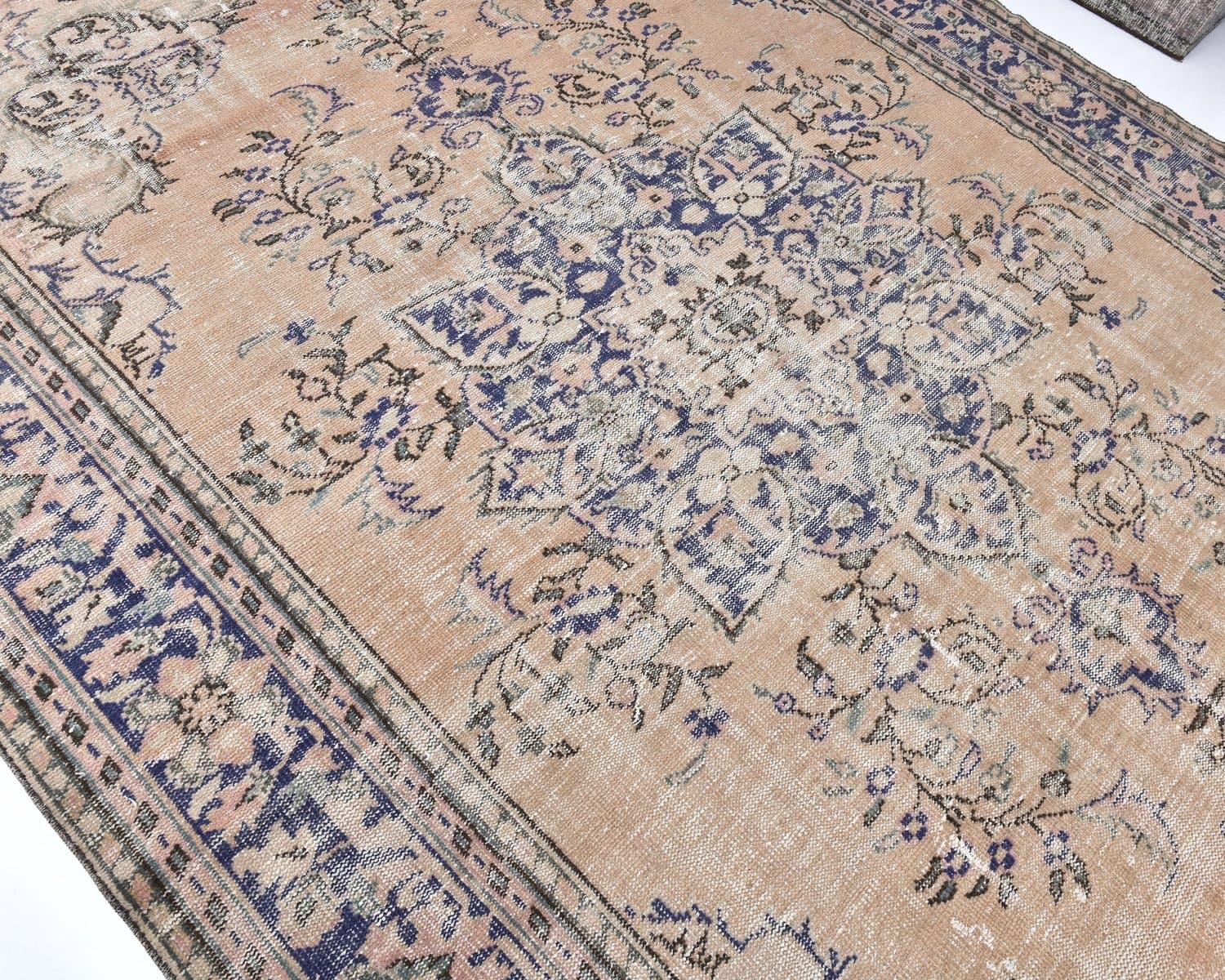 Rug 238x354 cm, brown, wool, Turkey, 1960s - 219073