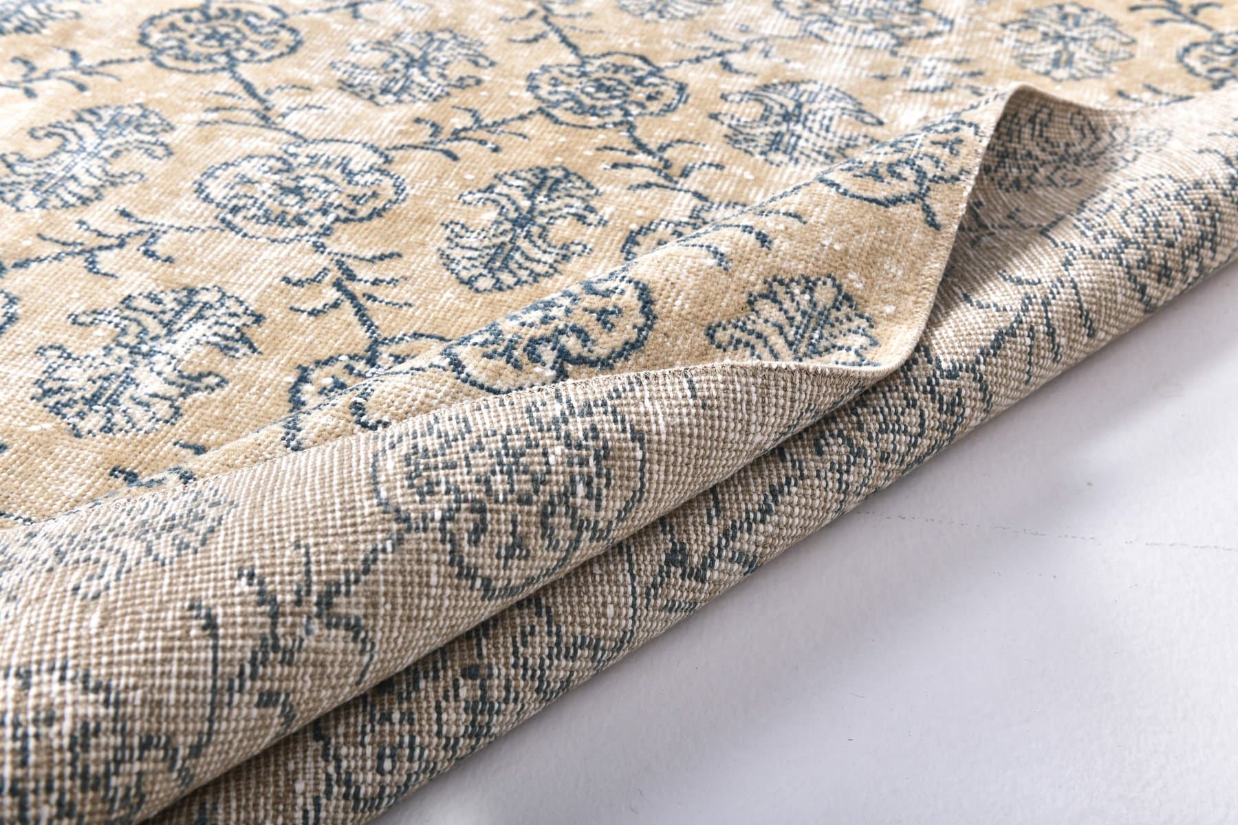 Rug 296x215 cm, beige, wool, Turkey, 1960s. - 219016