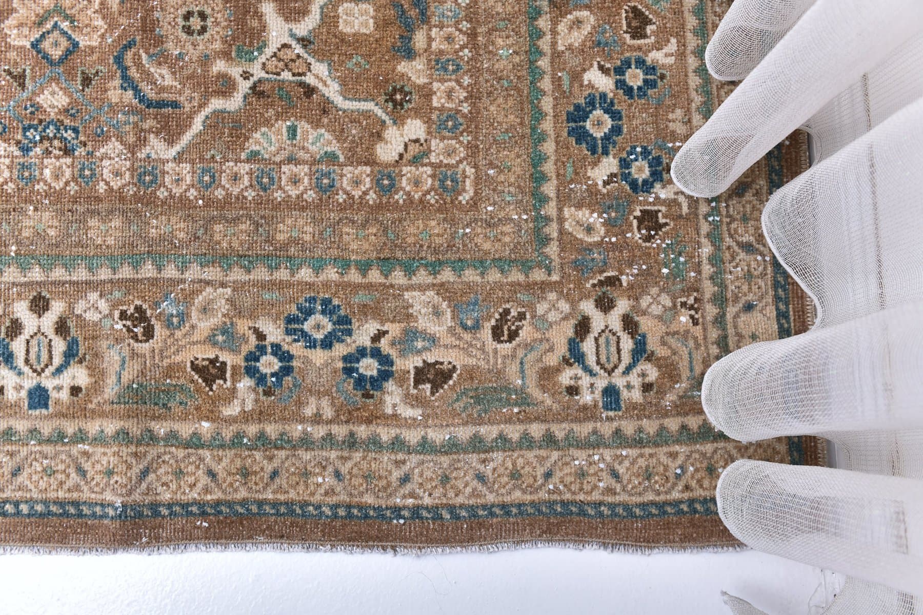 Rug 387x293 cm, beige, wool, Turkey, 1960s. - 218739