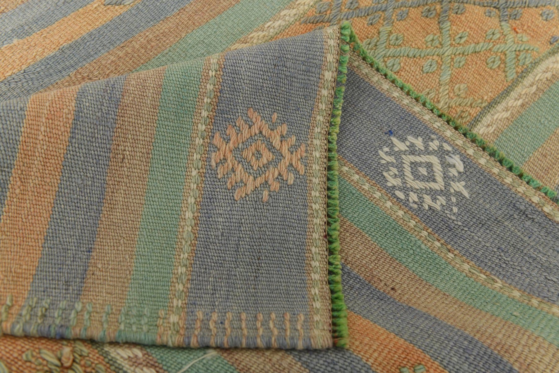 Kilim 242x173 cm, zielony, beżowy, wełna, Turcja, lata 60. - 218613