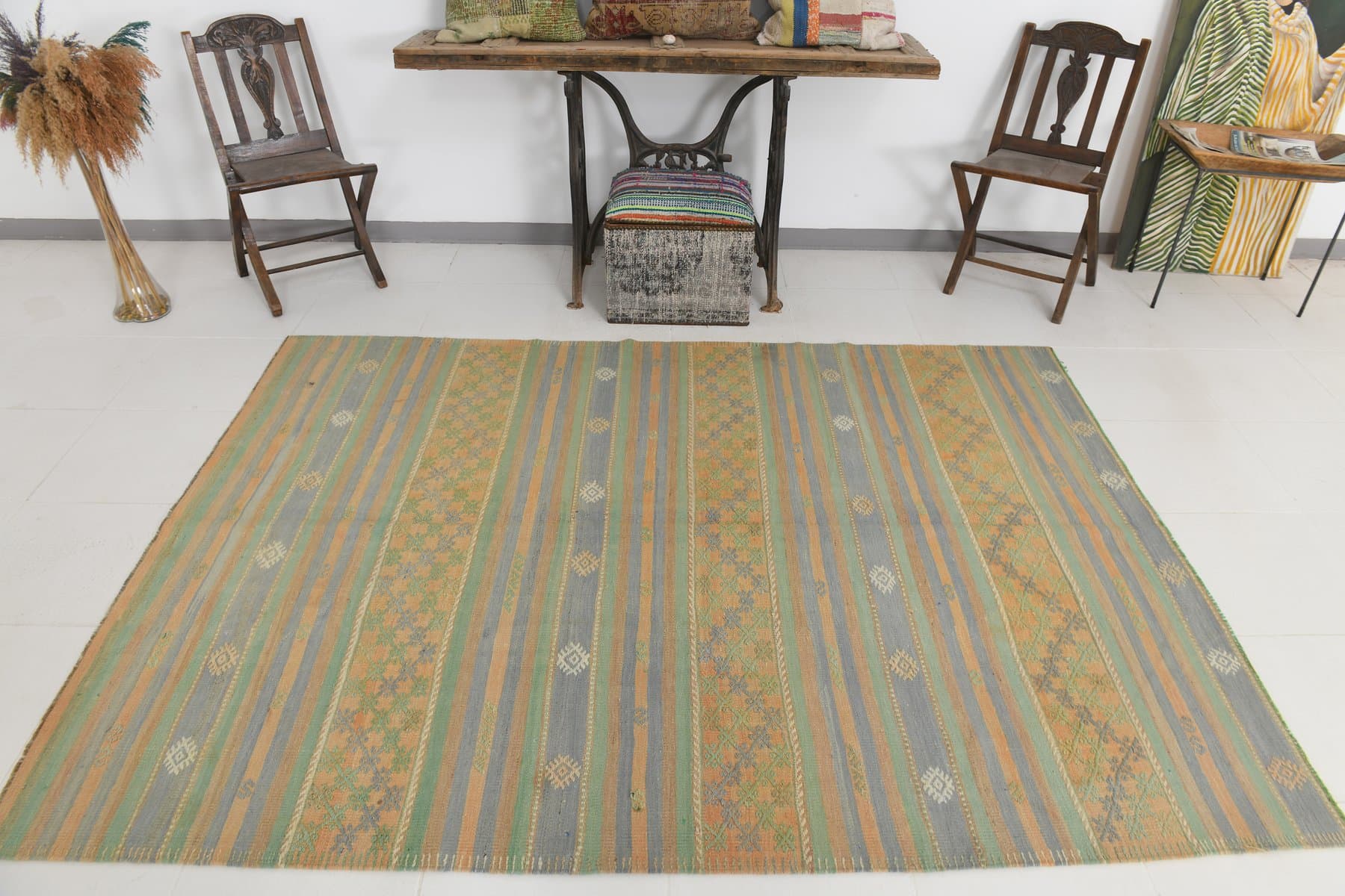 Kilim 242x173 cm, zielony, beżowy, wełna, Turcja, lata 60. - 218607
