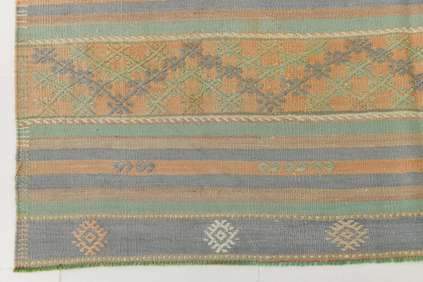 Kilim 242x173 cm, zielony, beżowy, wełna, Turcja, lata 60. - 218610