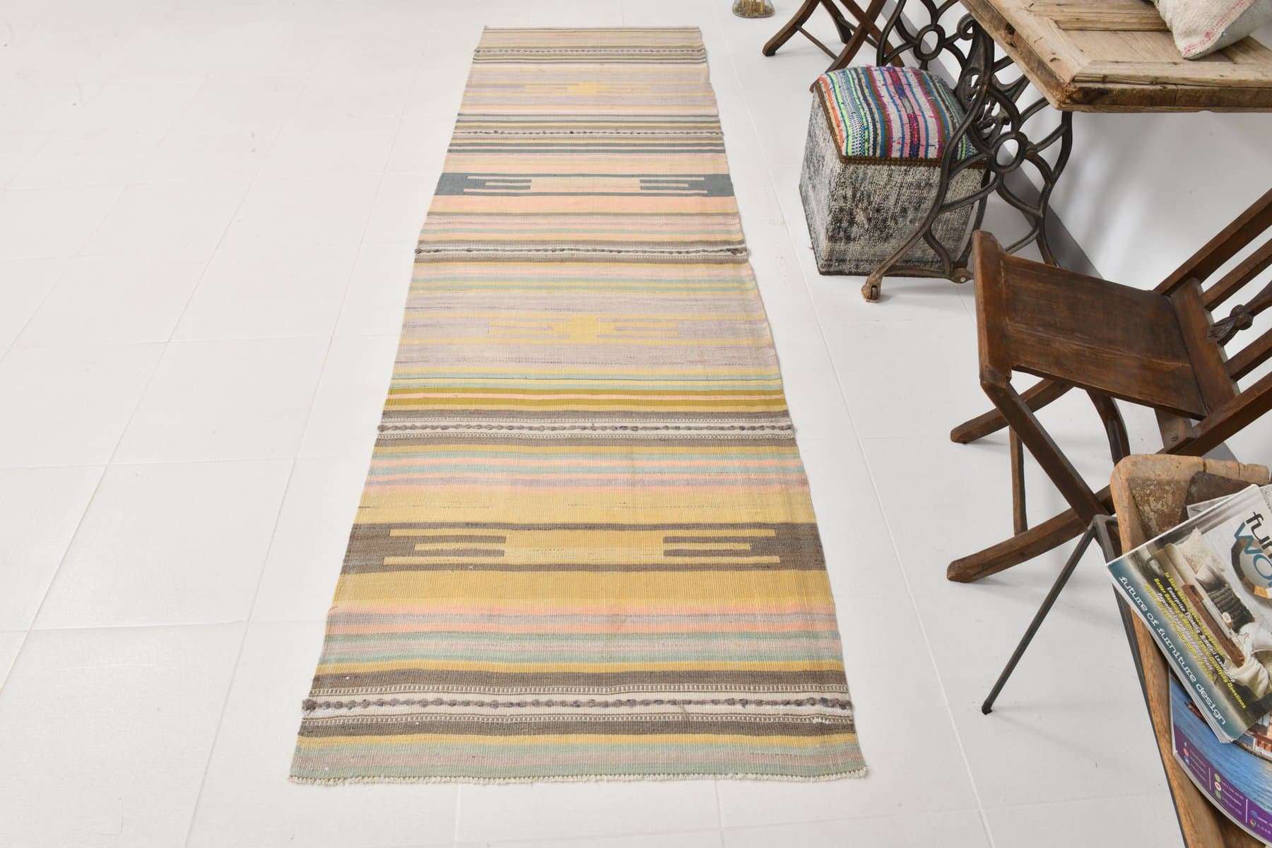 Kilim 314x92 cm, żółty, różowy, wełna, Turcja, lata 60. - 218584