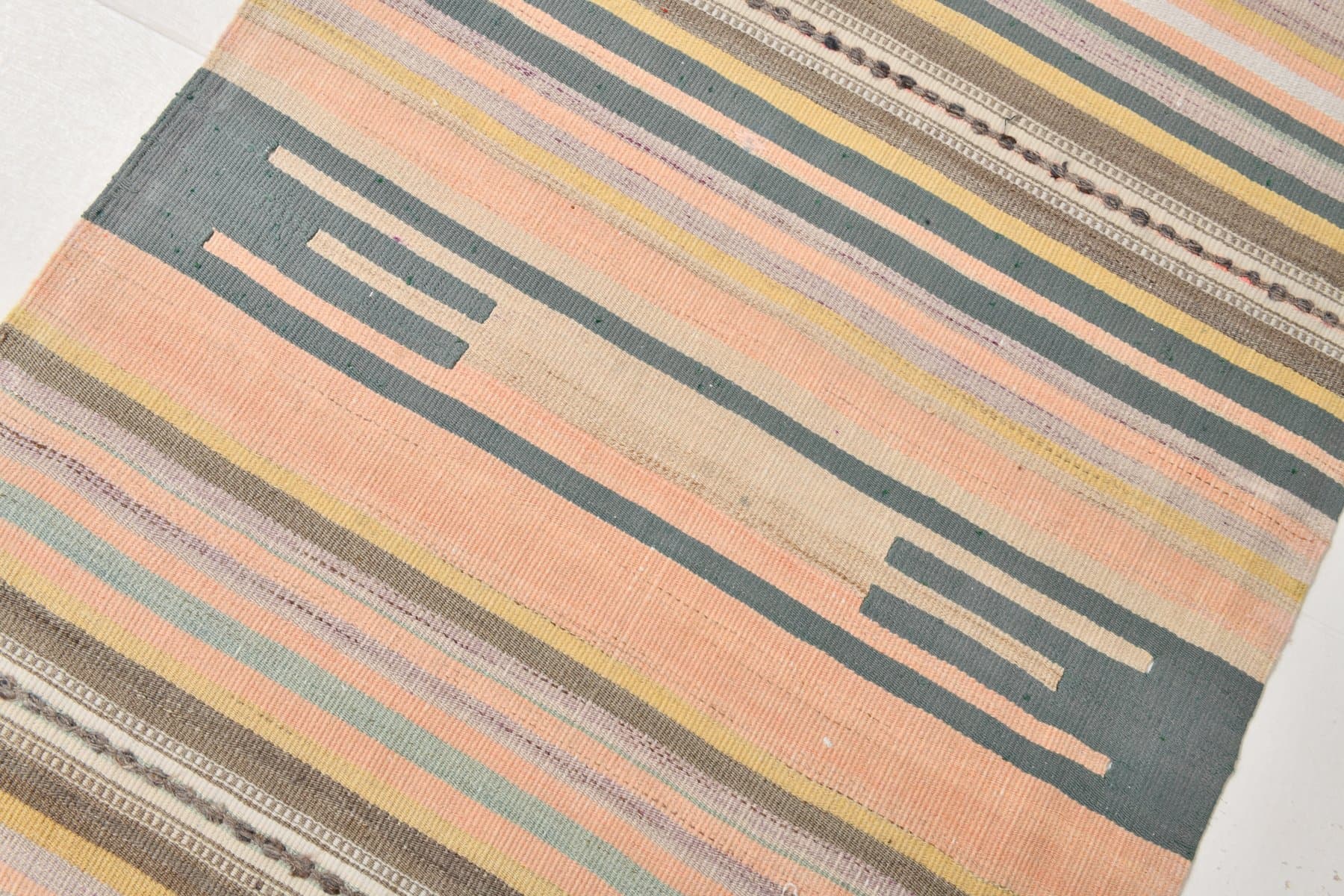 Kilim 314x92 cm, żółty, różowy, wełna, Turcja, lata 60. - 218587