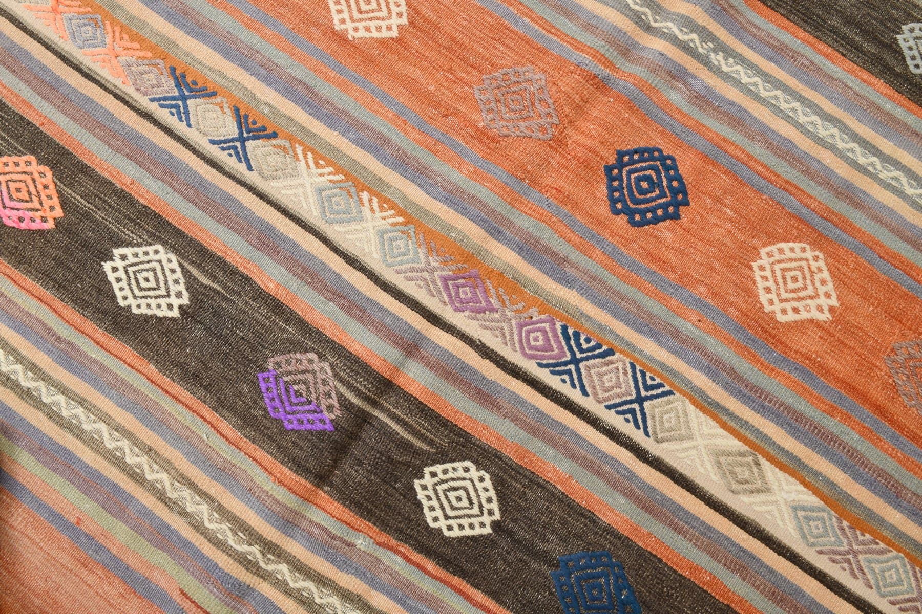 Kilim 180x290 cm, różowy, brązowy, wełna, Turcja, lata 60. - 218388