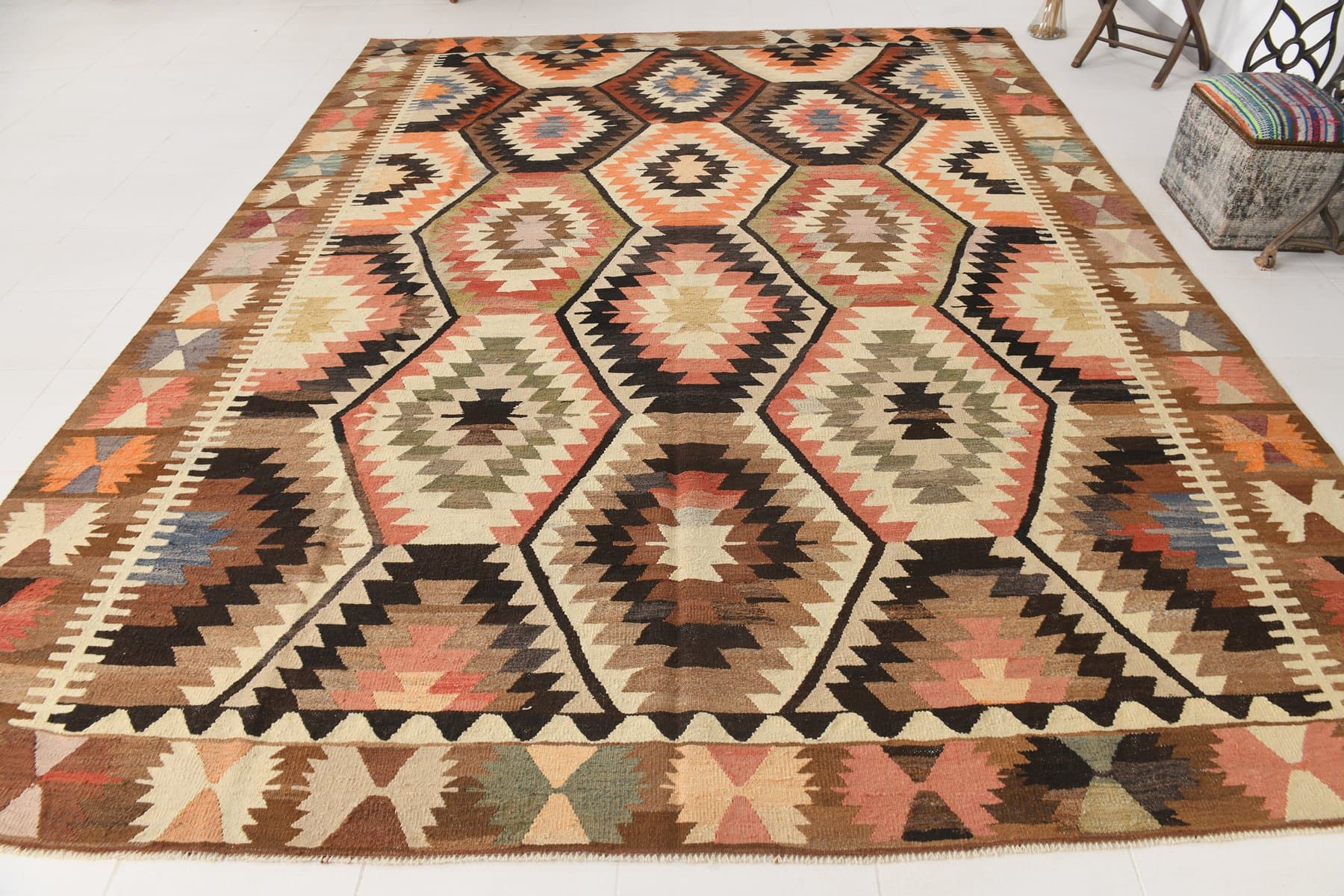 Kilim 391x306 cm, brązowy, beżowy, wełna, Turcja, lata 70. - 217802