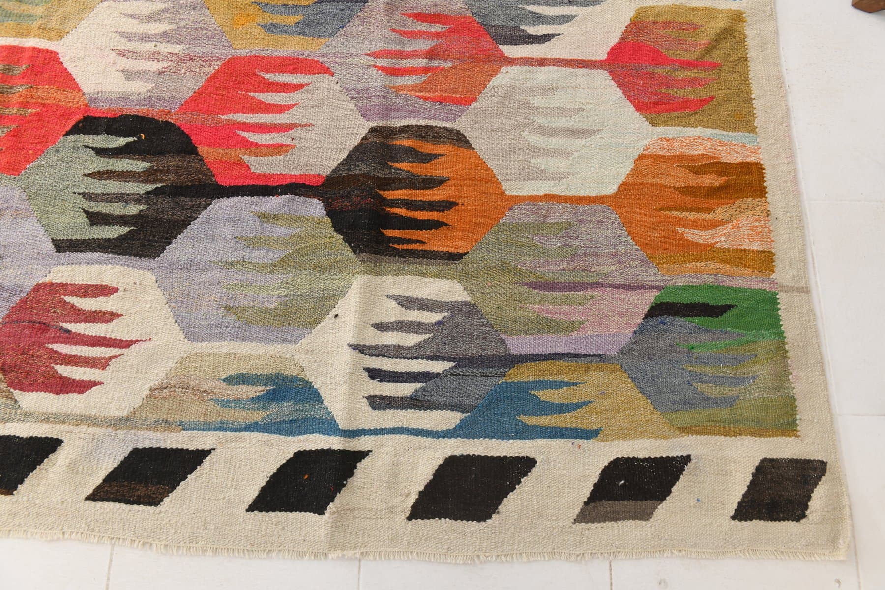 Kilim Rug 438x298 cm, red, wool, Turkey, 1960s. - 217380