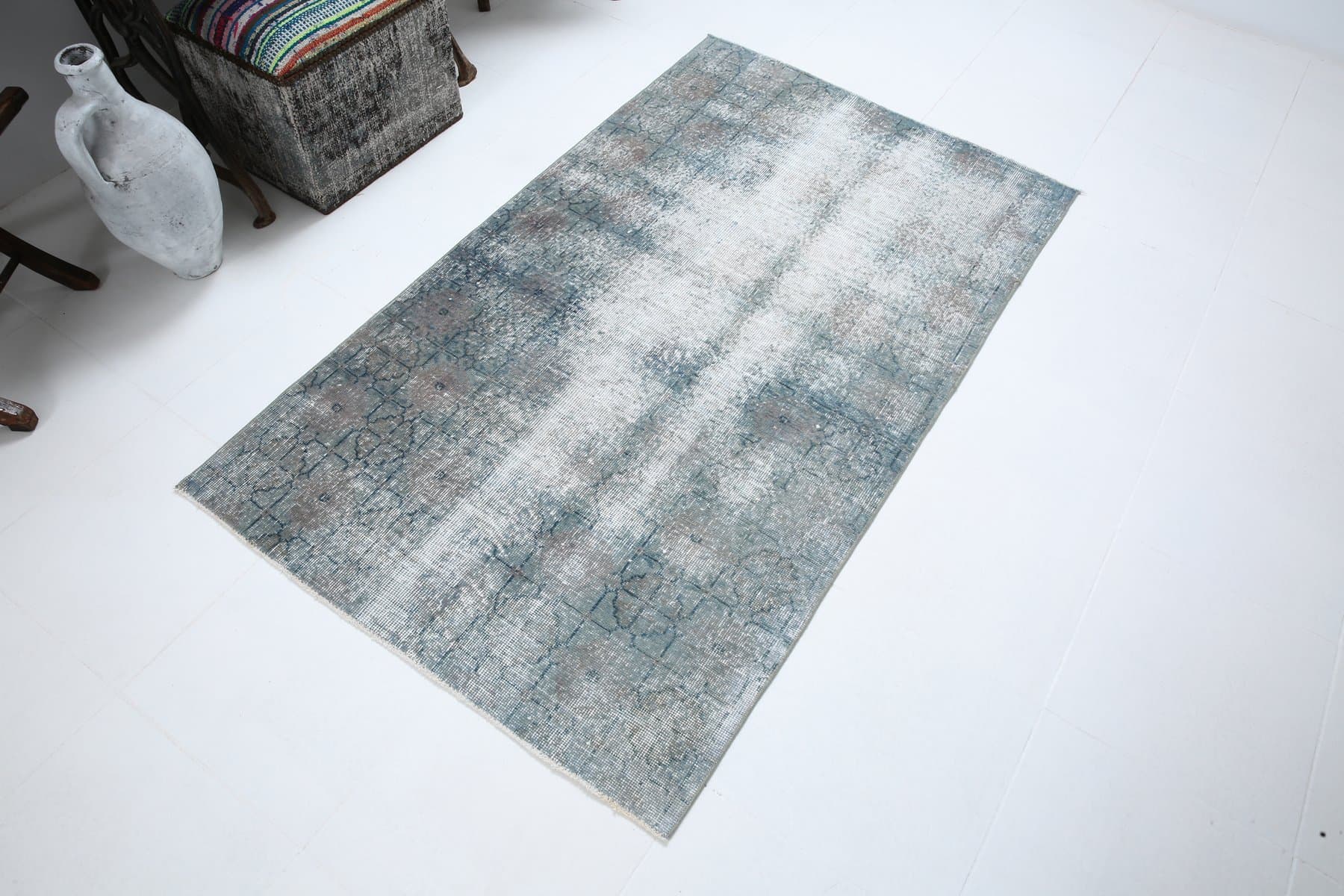 Dywan 179x106 cm, szary, wełna, Turcja, lata 60. - 217191