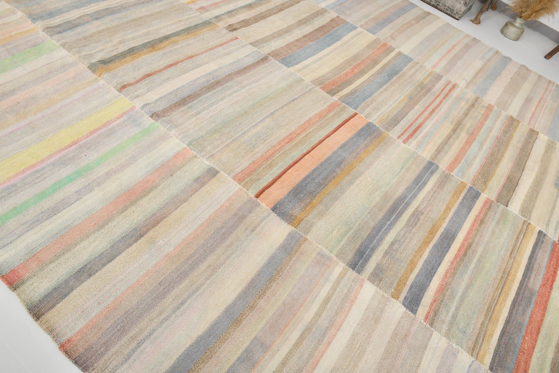 Kilim 344x308 cm, blond, konopie, lata 70. - 216973