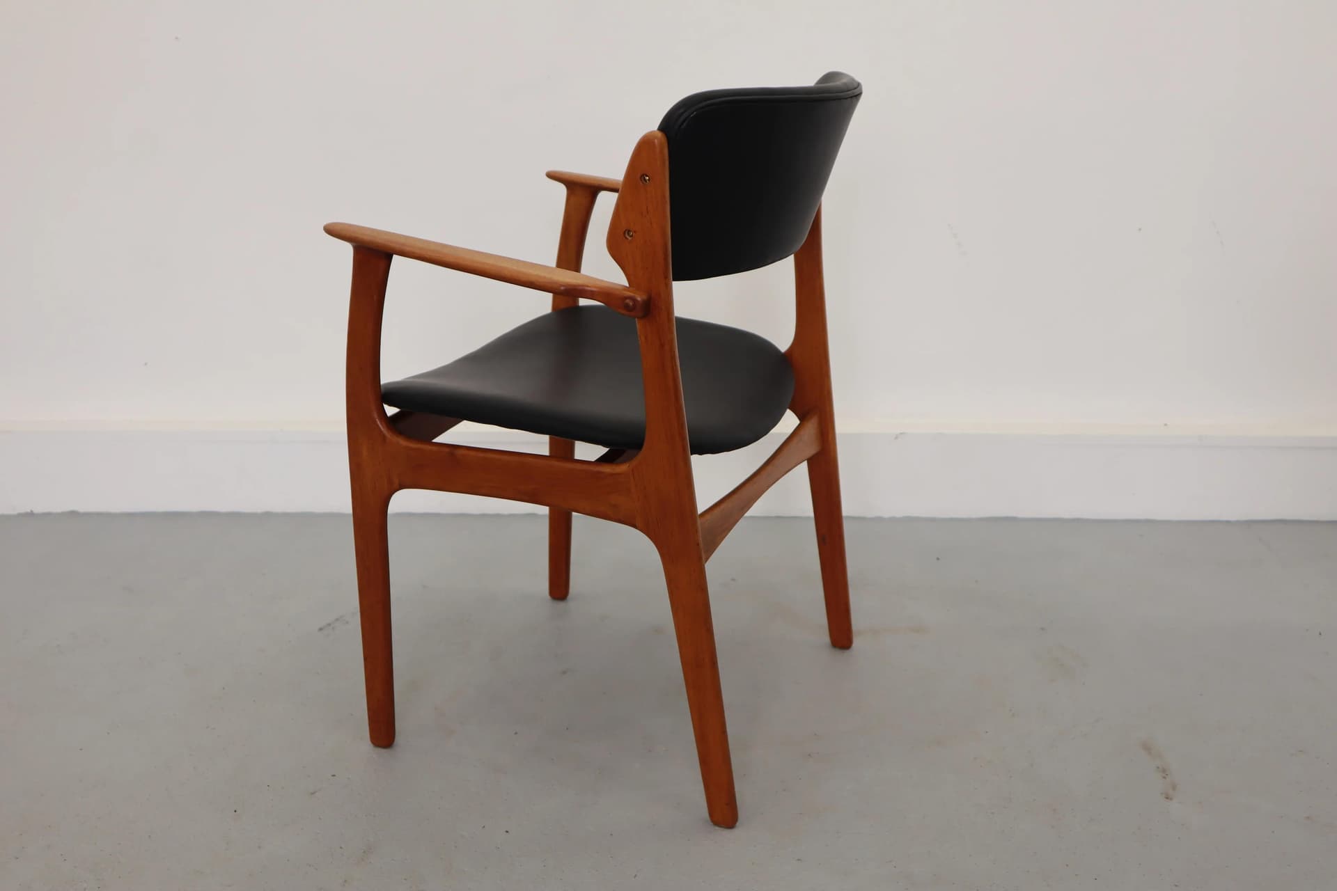 Chair, brown teak, black leather, by E. Buch, Denmark, 1960s. - 15823