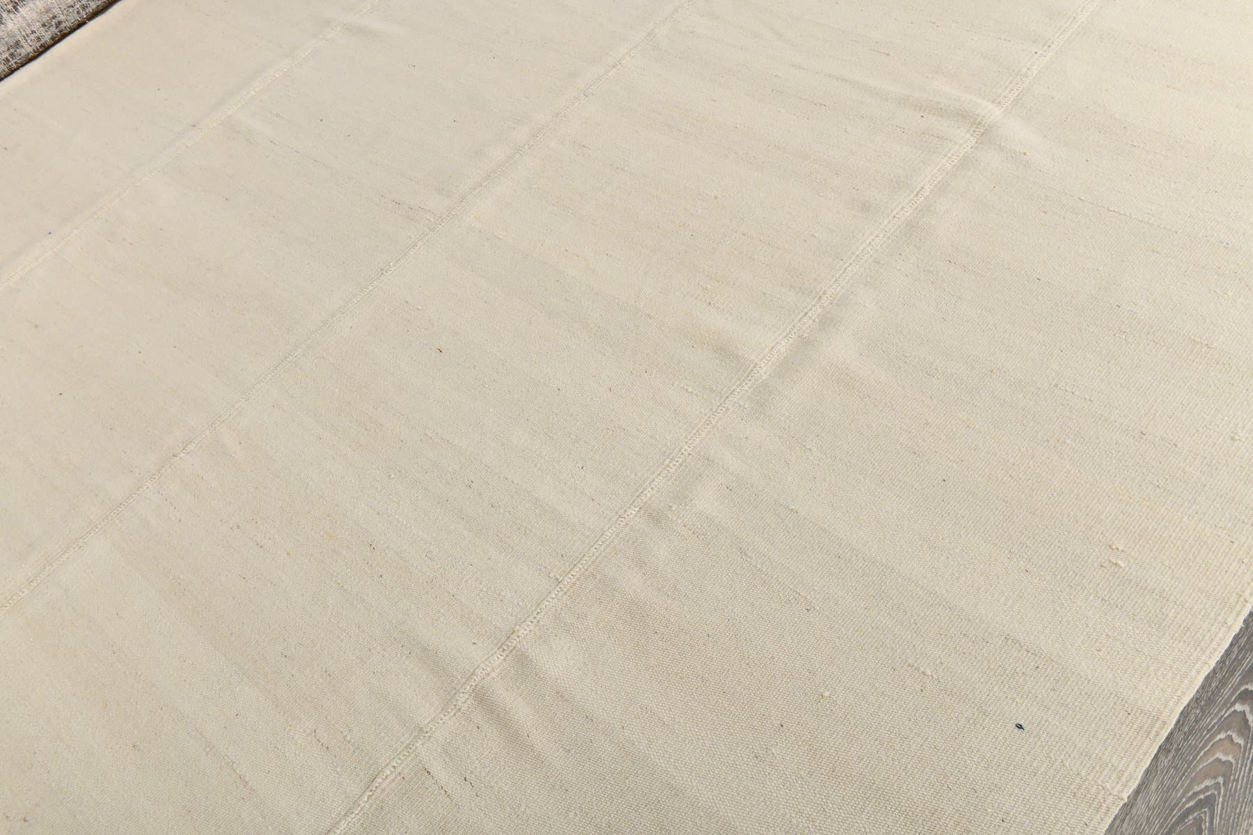 Kilim 334x285 cm, beige, wool, Turkey, 1970s - 216703