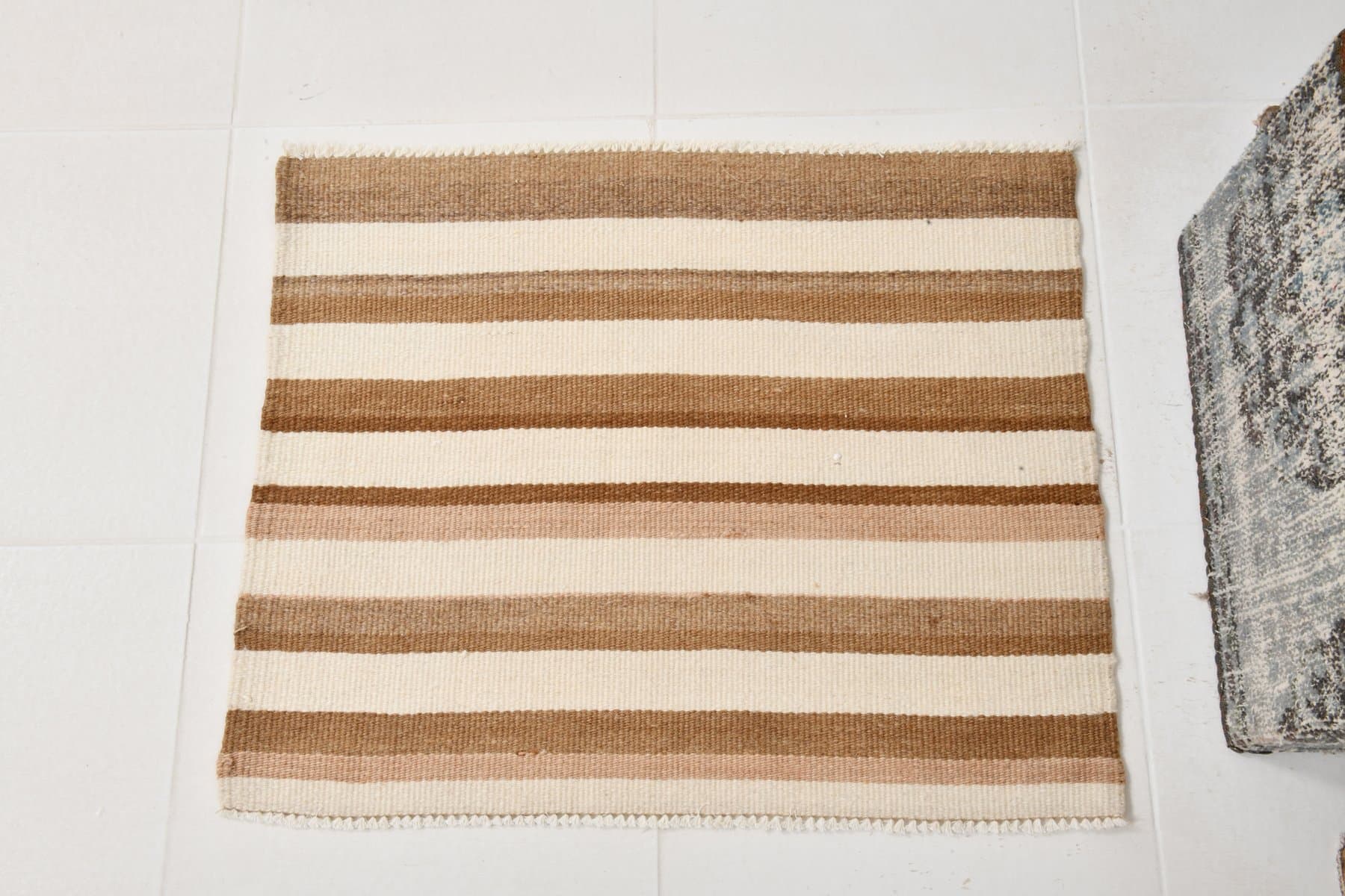 Kilim 60x73 cm, beige, wool, 1970s - 216696