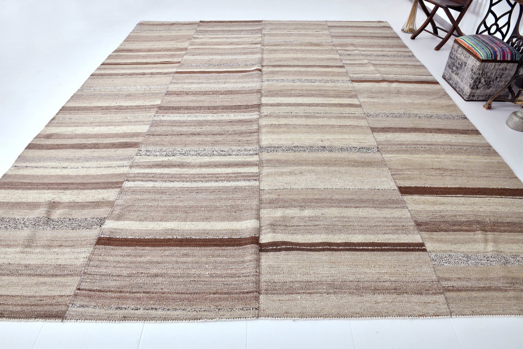 Kilim 393x310 cm, beige, wool, 1970s - 216669