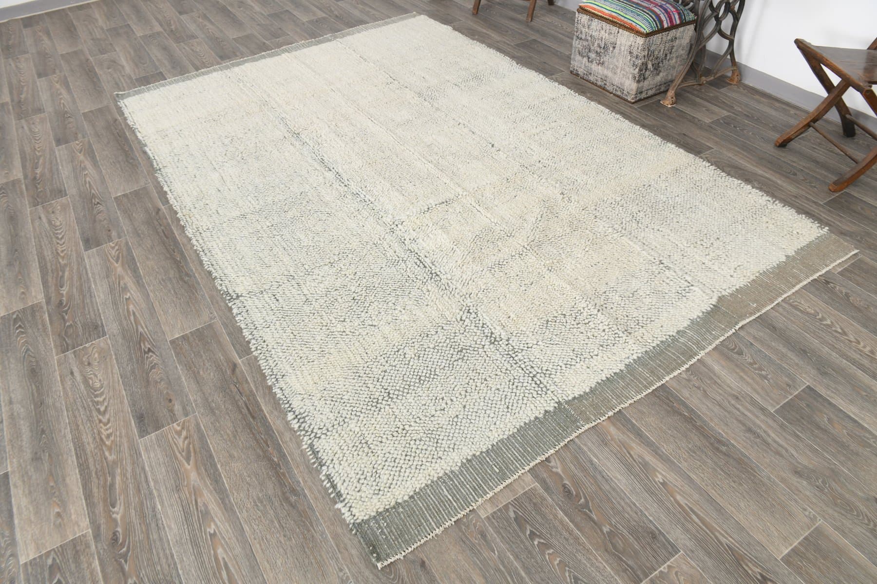 Kilim 198x307 cm, white, wool, 1970s - 216496