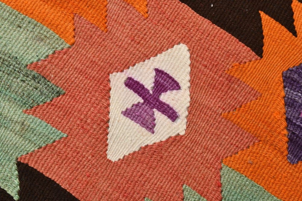 Kilim 132x84 cm, czerwony, zielony, wełna, lata 70. - 216415