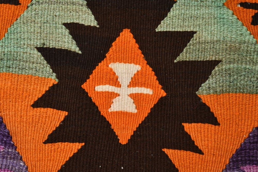 Kilim 132x84 cm, czerwony, zielony, wełna, lata 70. - 216419