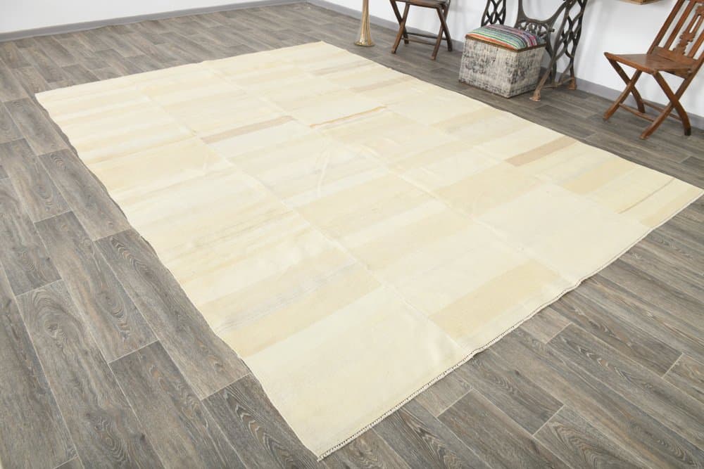 Kilim 338x240 cm, ivory, wool, 1980s - 216387