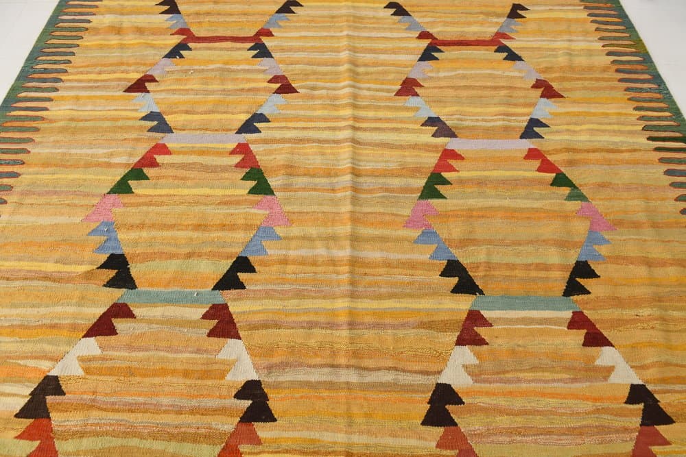 Kilim 365x268 cm, green, red, wool, 1970s - 216182