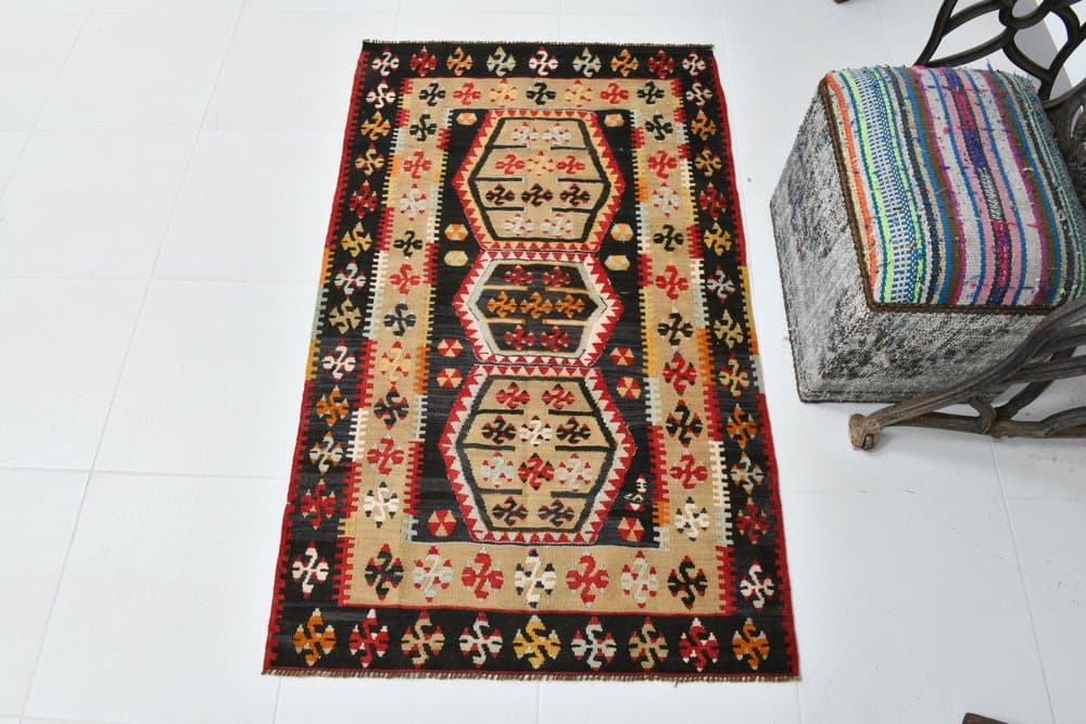 Kilim 140x86 cm, czerwony, beżowy, wełna, lata 70. - 219815