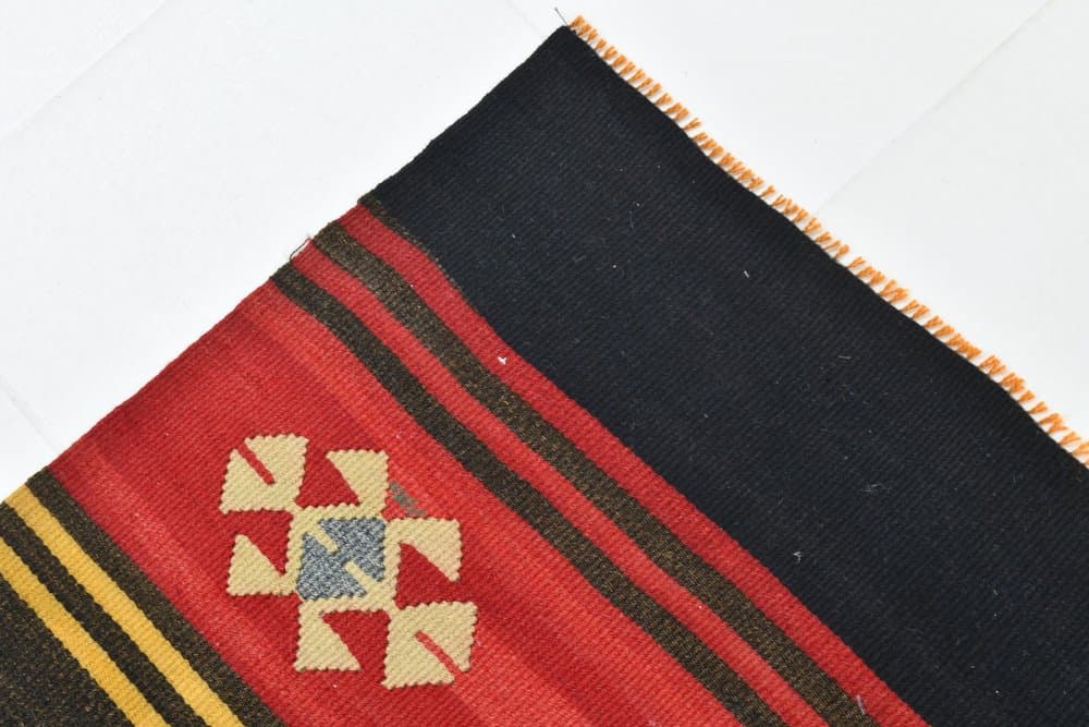 Kilim 177x136 cm, czerwony, czarny, wełna, Turcja, lata 70. - 219788