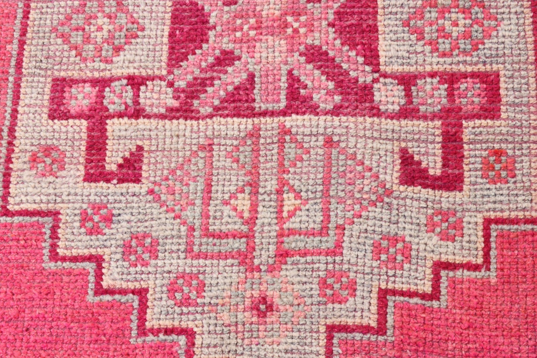 Runner 336x95 cm, pink, wool, 1970s - 220636