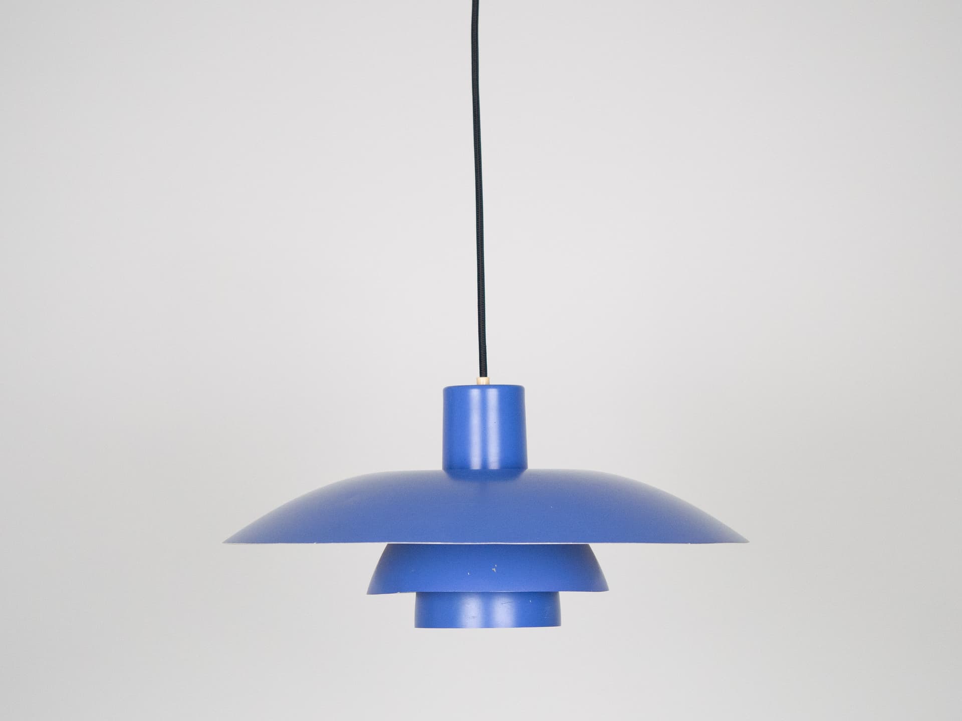 Lampa wisząca PH 4/3, niebieska, metal, proj. P. Henningsen, Louis Poulsen, Dania, lata 60. - 220792