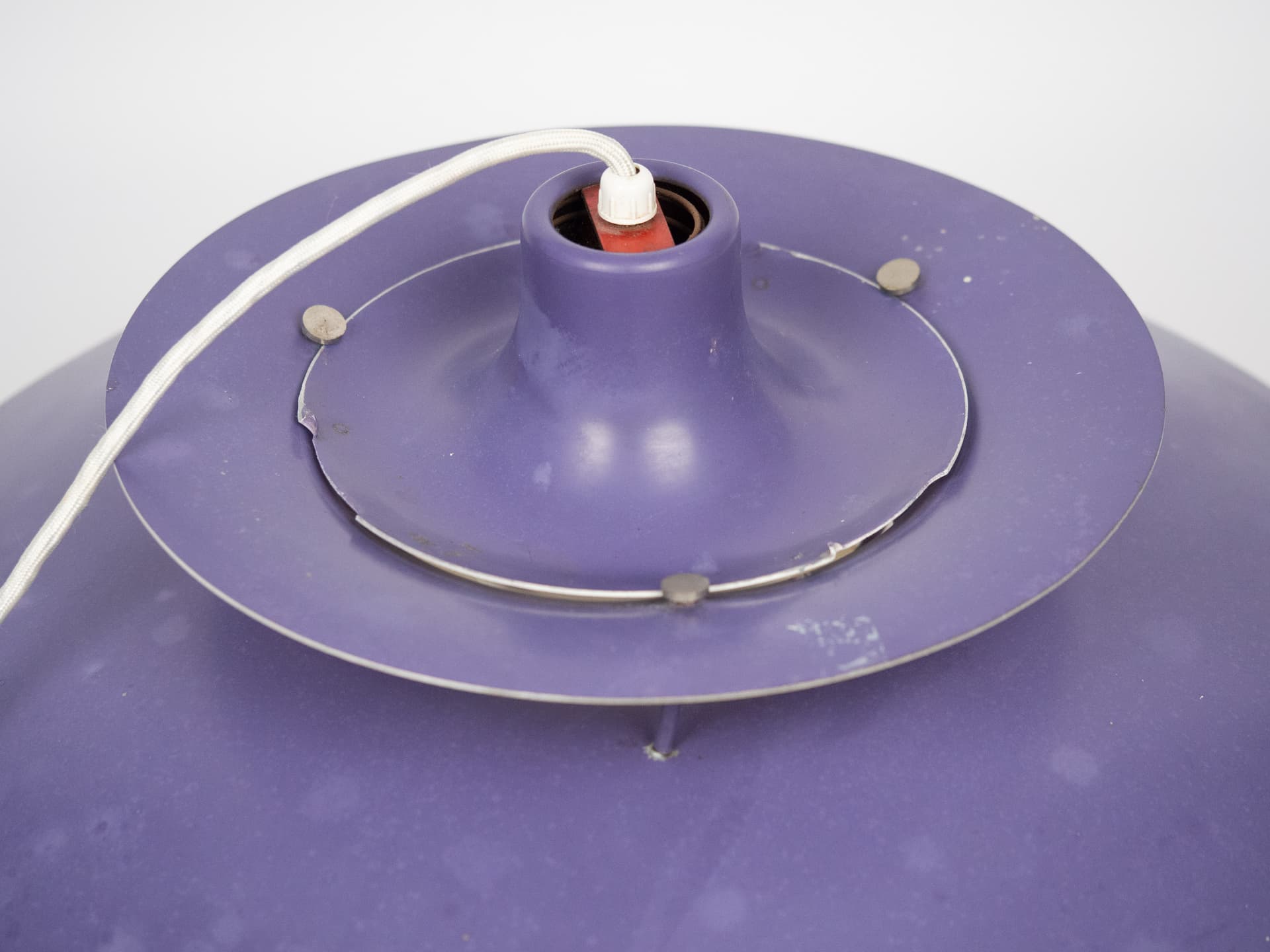 Lampa wisząca PH 5, metal biały, proj. P. Henningsen, Louis Poulsen, Dania, lata 80. - 220827