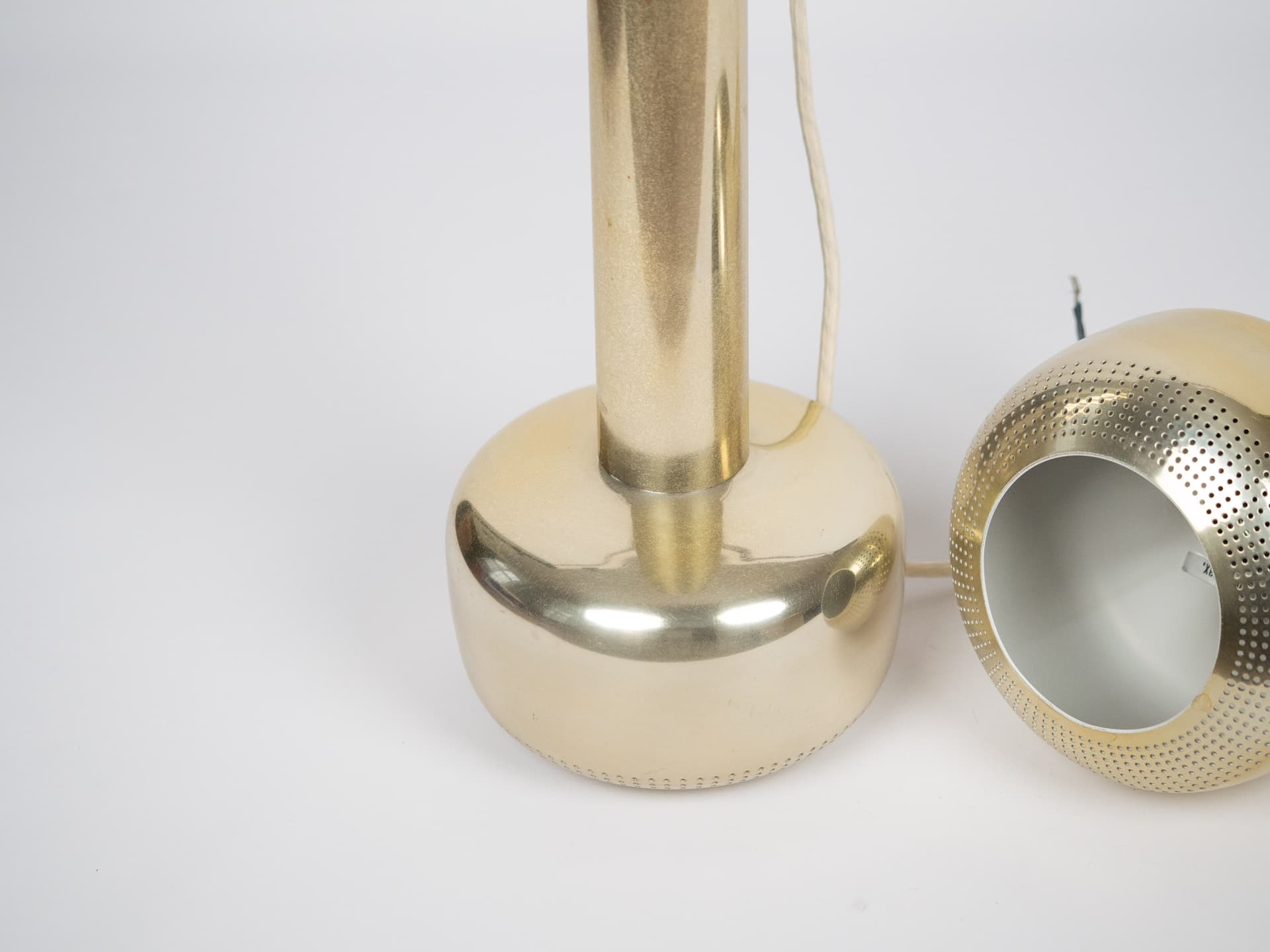 Pair of pendant lamps Vitrika, gold, metal, Vitrika, Denmark, 1980s. - 222085