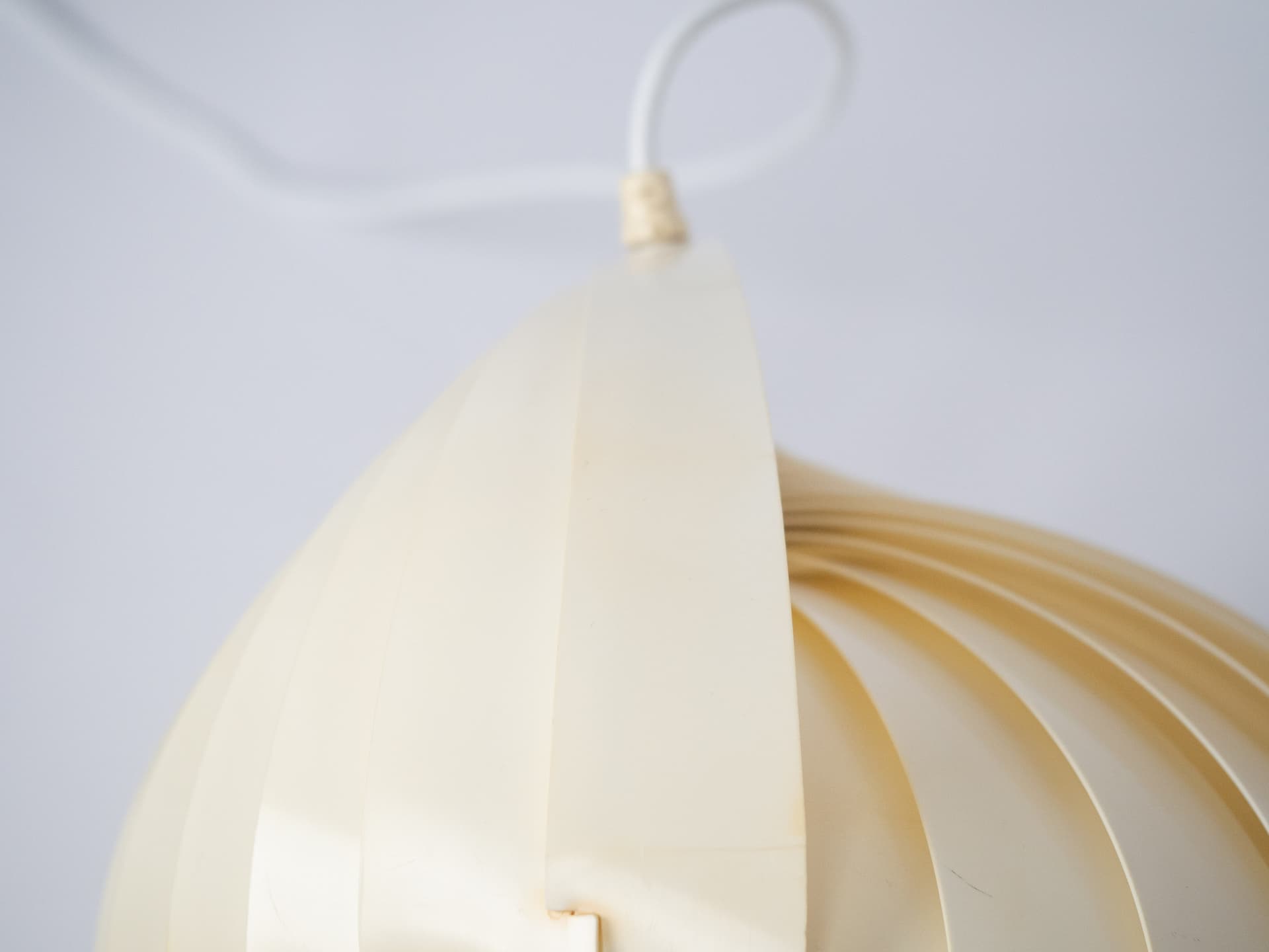 Lampa wisząca Moon, metal biały, proj. V. Panton, Louis Poulsen, Dania, lata 60. - 222144