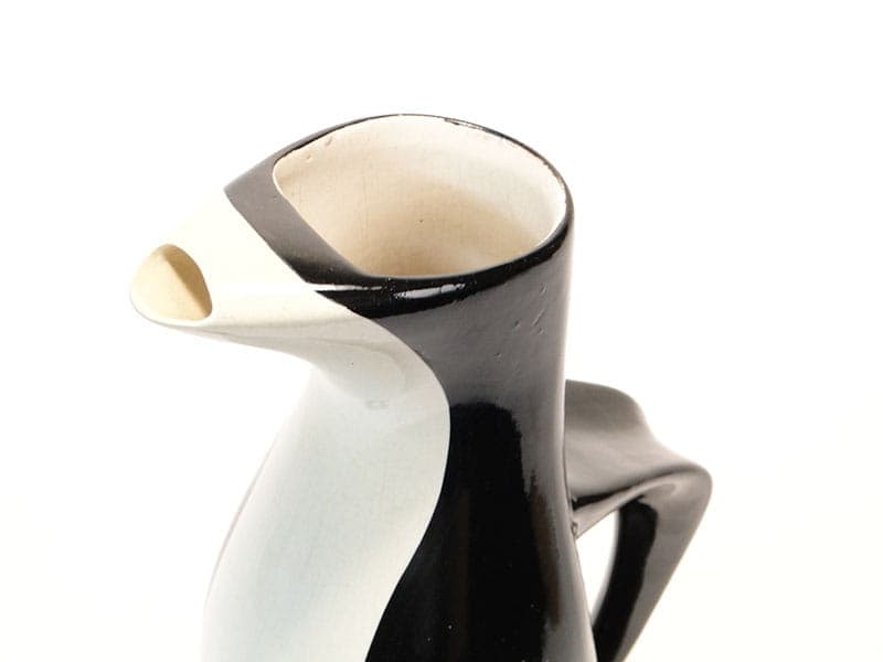 Dzbanek do napojów Pingwin, czarny biały, fajans, proj. J. Sowiński, Włocławek, Polska, lata 60. - 222356