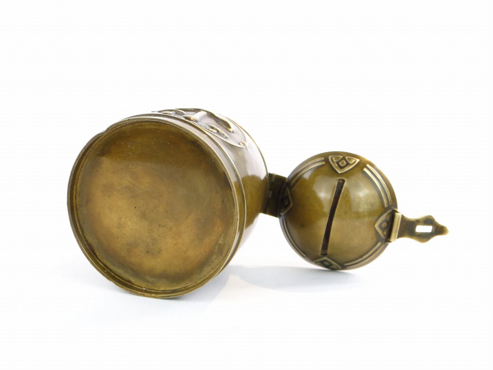 Art Nouveau coin bank, golden brass, Austria, early 20th c. - 222460