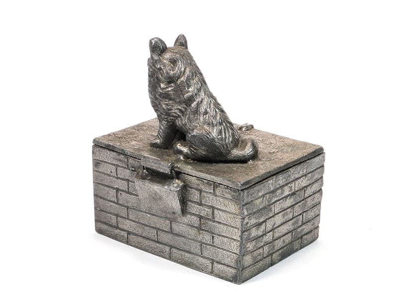 Skarbonka z wilczkiem, metal srebrny, proj. J. Sopyło, Ukraina, lata 20. - 222525