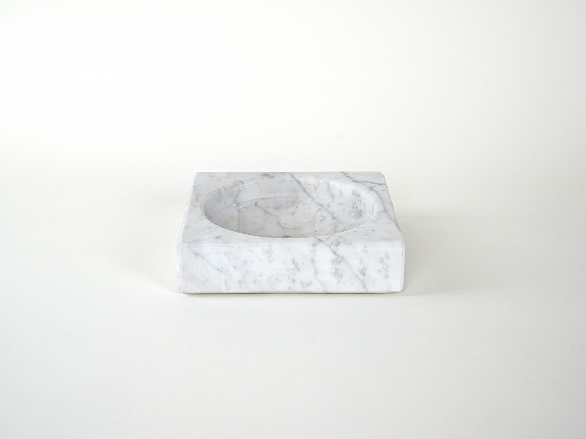 Podstawka modernistyczna, marmur biały, Włochy, lata 70. - 222754
