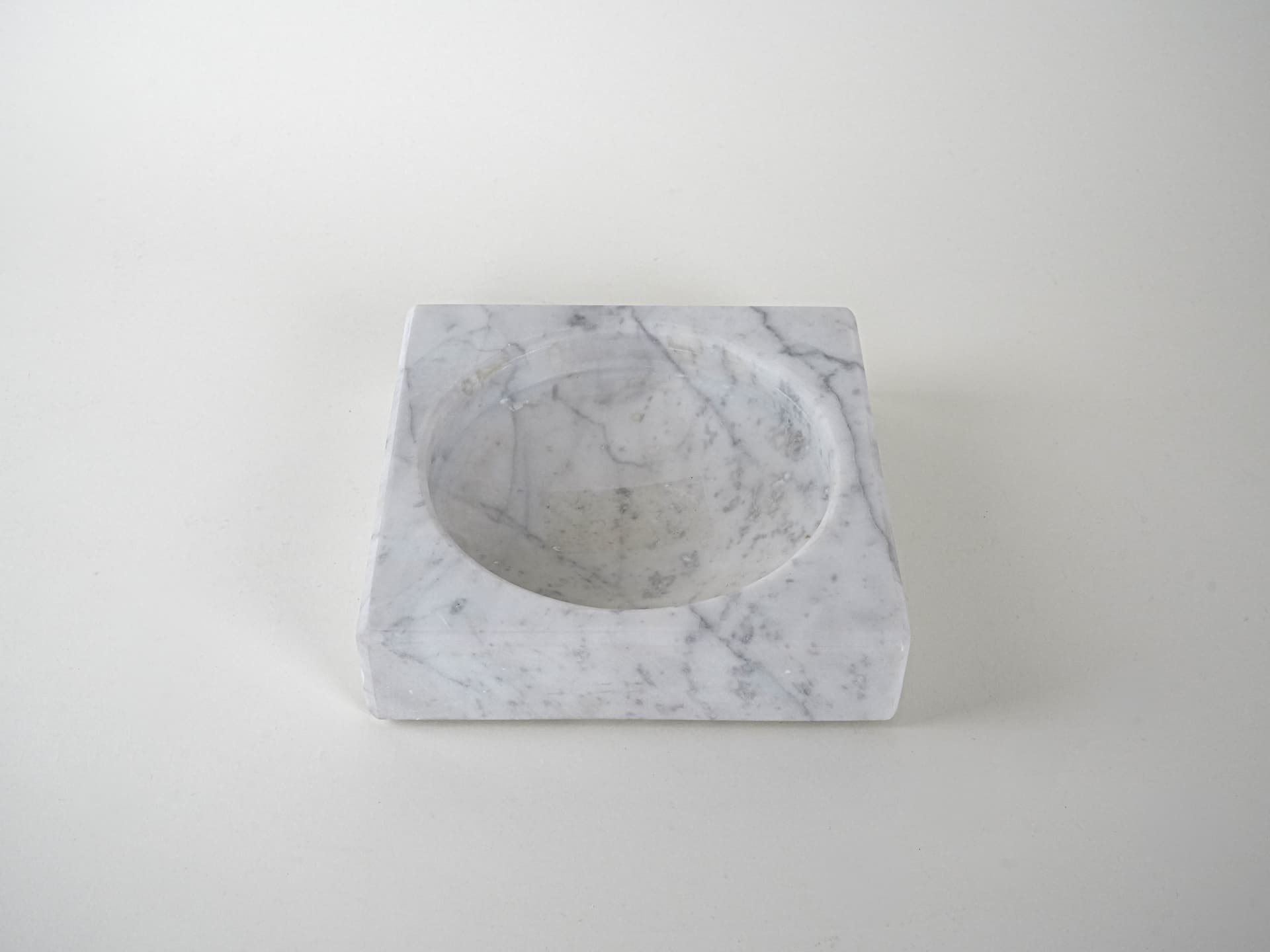 Podstawka modernistyczna, marmur biały, Włochy, lata 70. - 222756