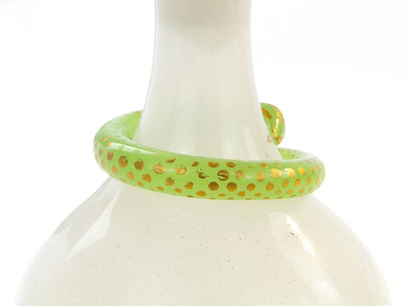 Decanter Biedermeier, opaline glass ivory white, uranium glass yellow-green, Austria, 19th c. - 223158