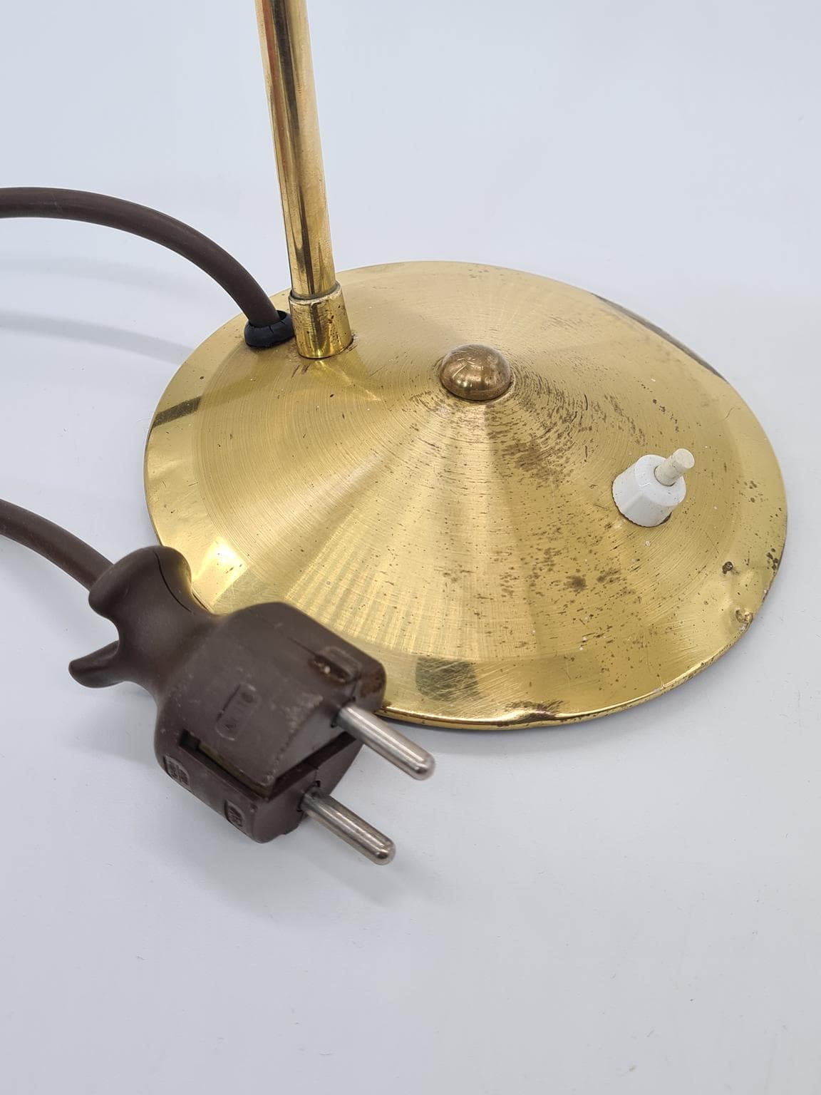 Lampa stołowa, złoty mosiądz, lata 60. - 223270