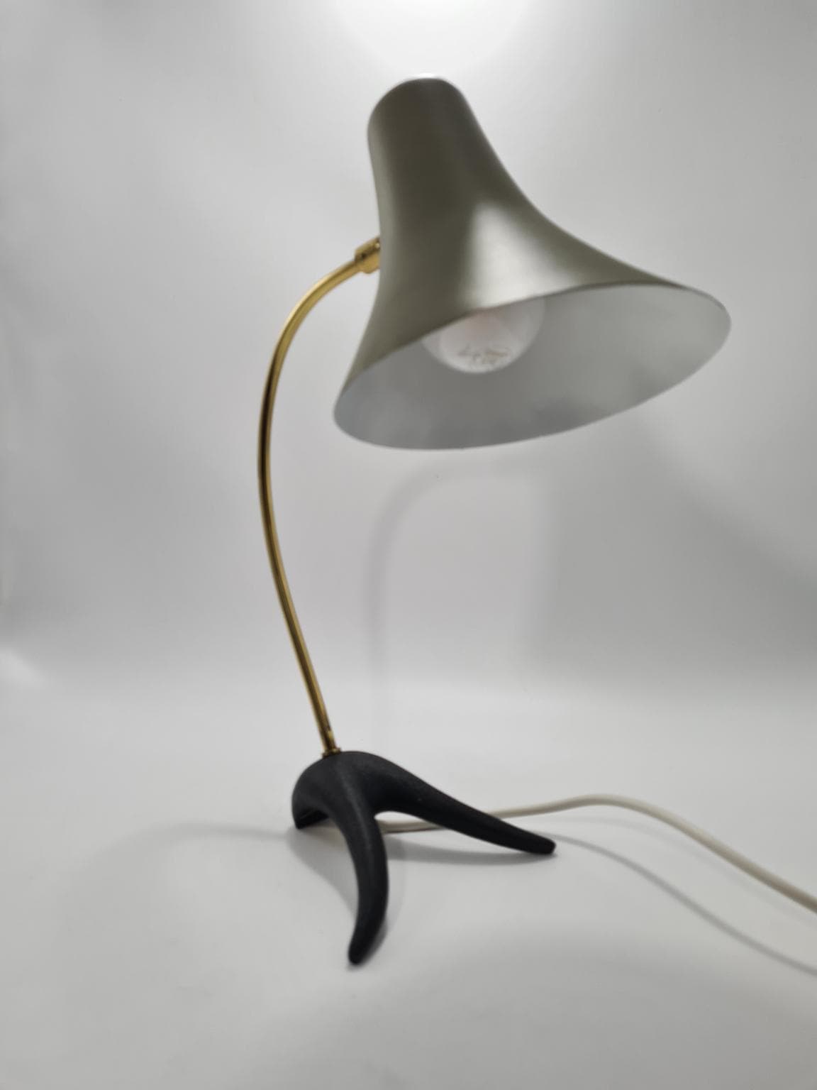 Lampa stołowa, Mid-Century Modern, oliwkowy, szary, mosiądz, czarny, metal, mosiądz, Europa, lata 60. - 223366