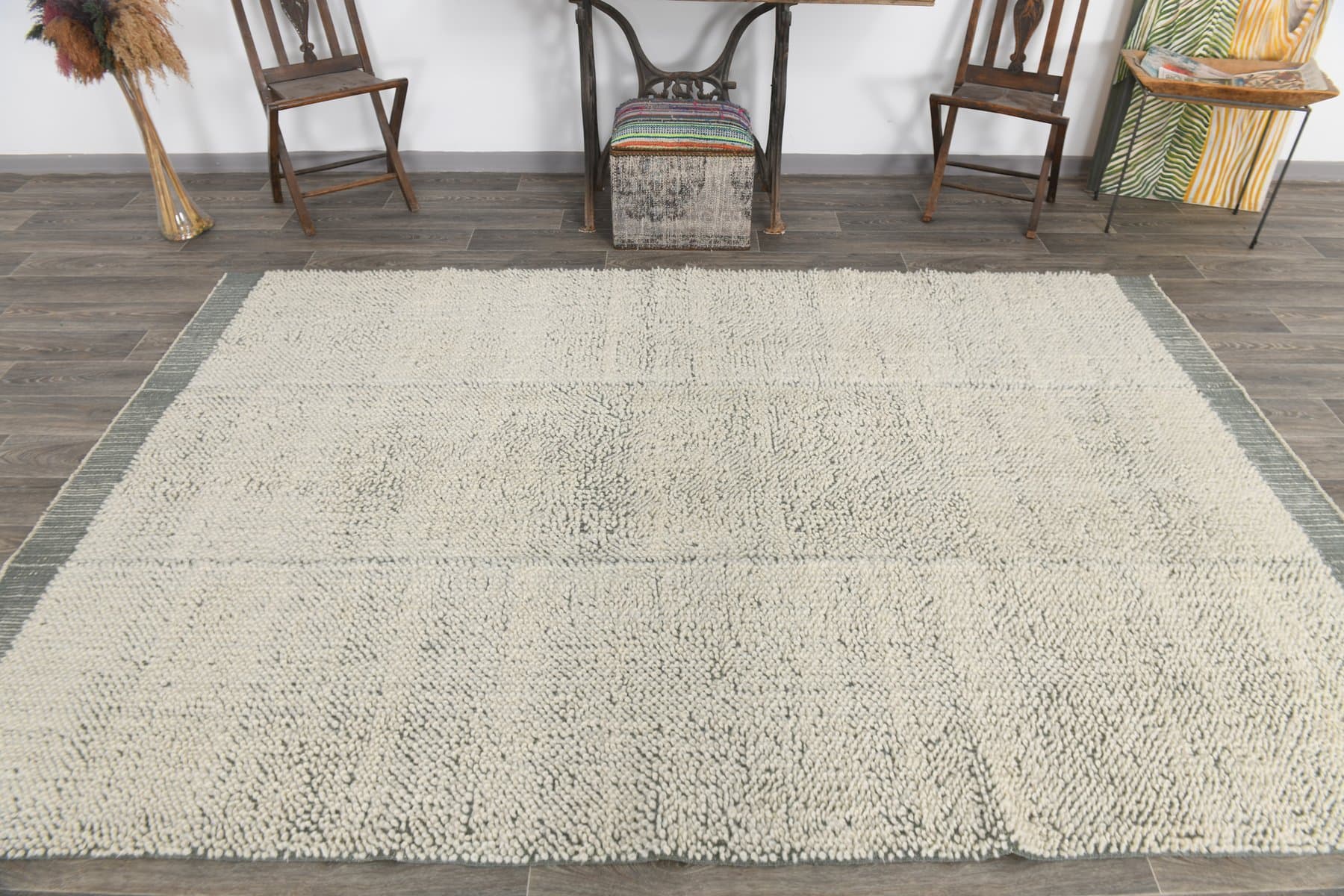 Kilim Rug 194x301 cm, ivory, wool, Turkey, 1970s. - 223792