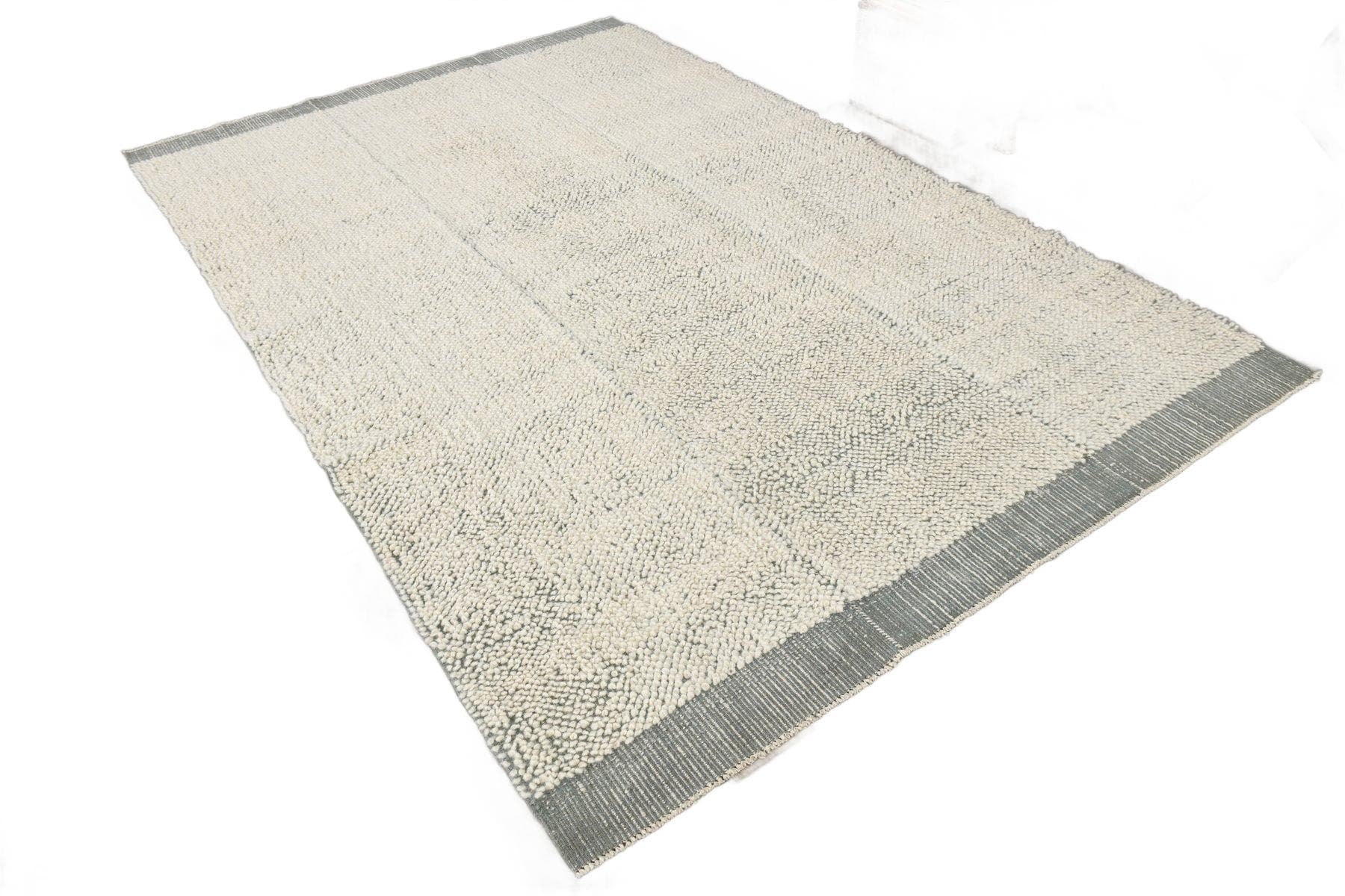 Kilim Rug 194x301 cm, ivory, wool, Turkey, 1970s.
