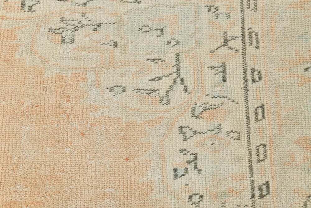 Dywan 251x185 cm, brzoskwiniowy, błękitny, wełna, Turcja, lata 70. - 223779