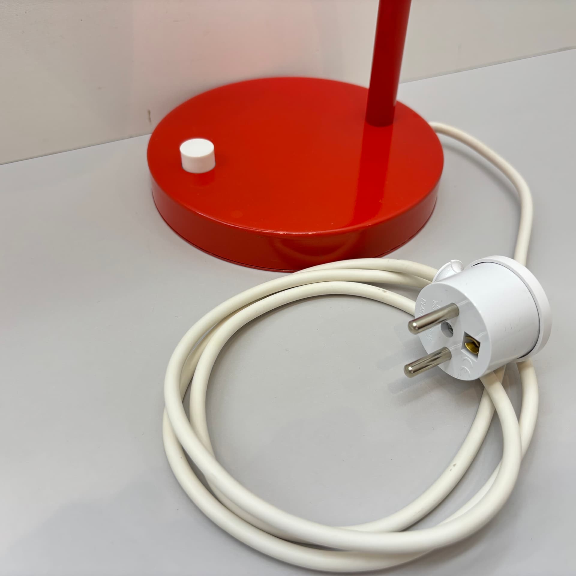 Lampka biurkowa, czerwony, metal lakierowany, chrom, Niemcy, lata 70. - 224064