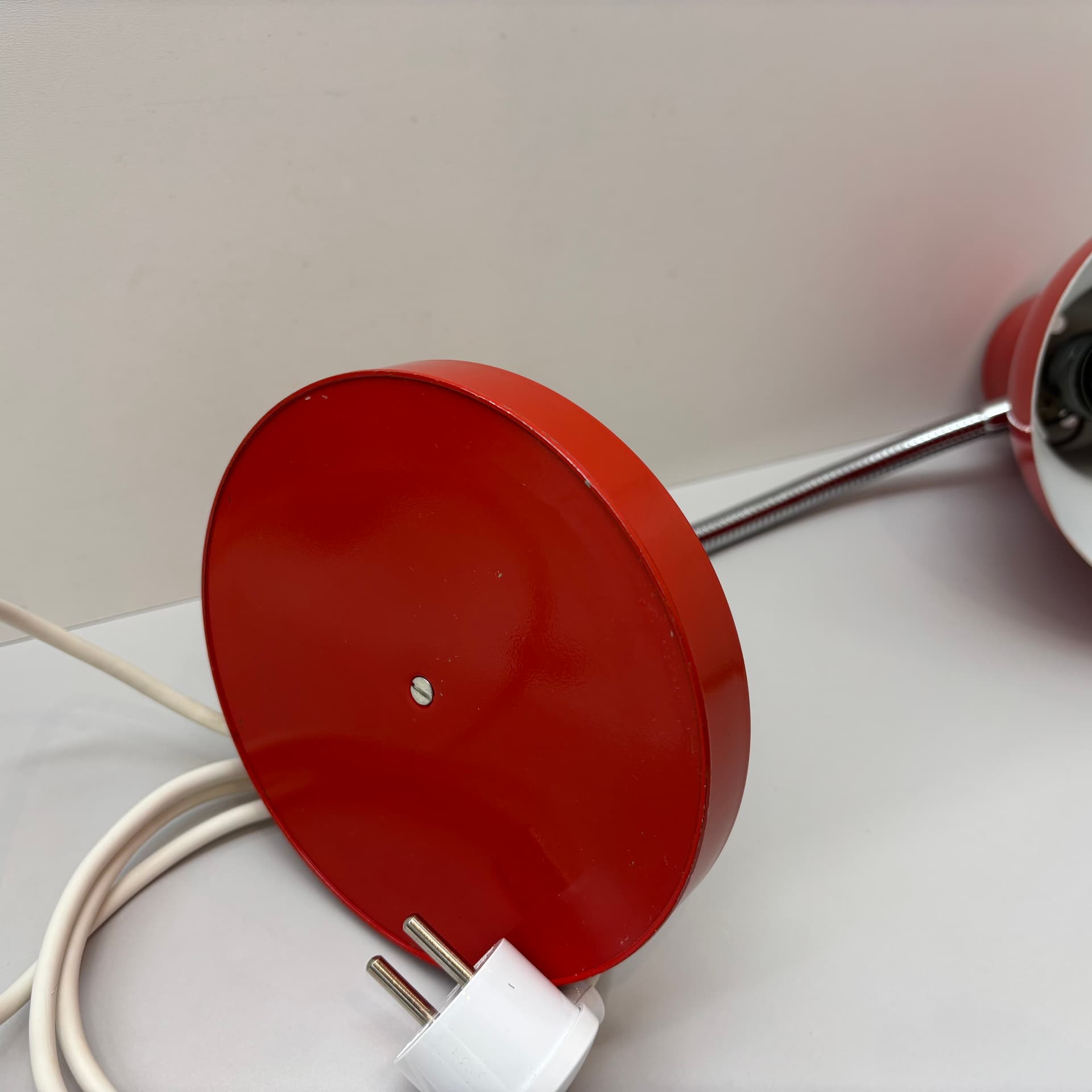 Lampka biurkowa, czerwony, metal lakierowany, chrom, Niemcy, lata 70. - 224061