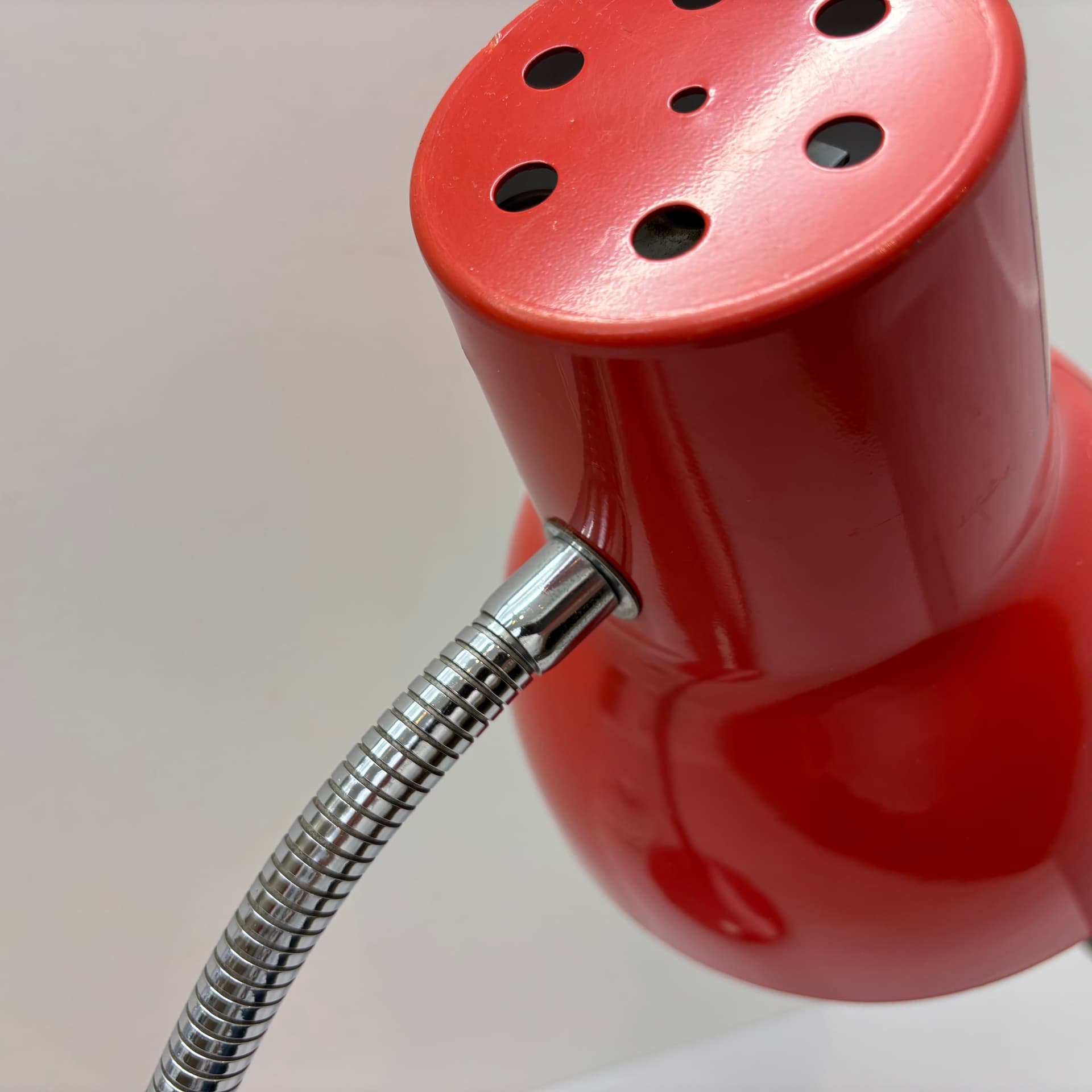 Lampka biurkowa, czerwony, metal lakierowany, chrom, Niemcy, lata 70. - 224062